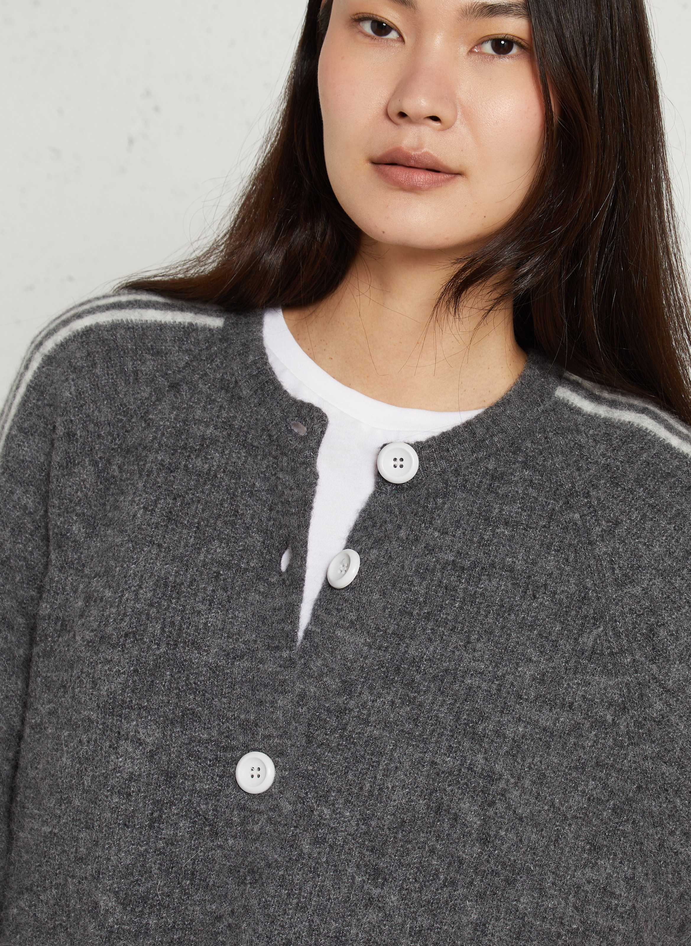 Gilet droit col rond en maille AMERICAN VINTAGE Gris