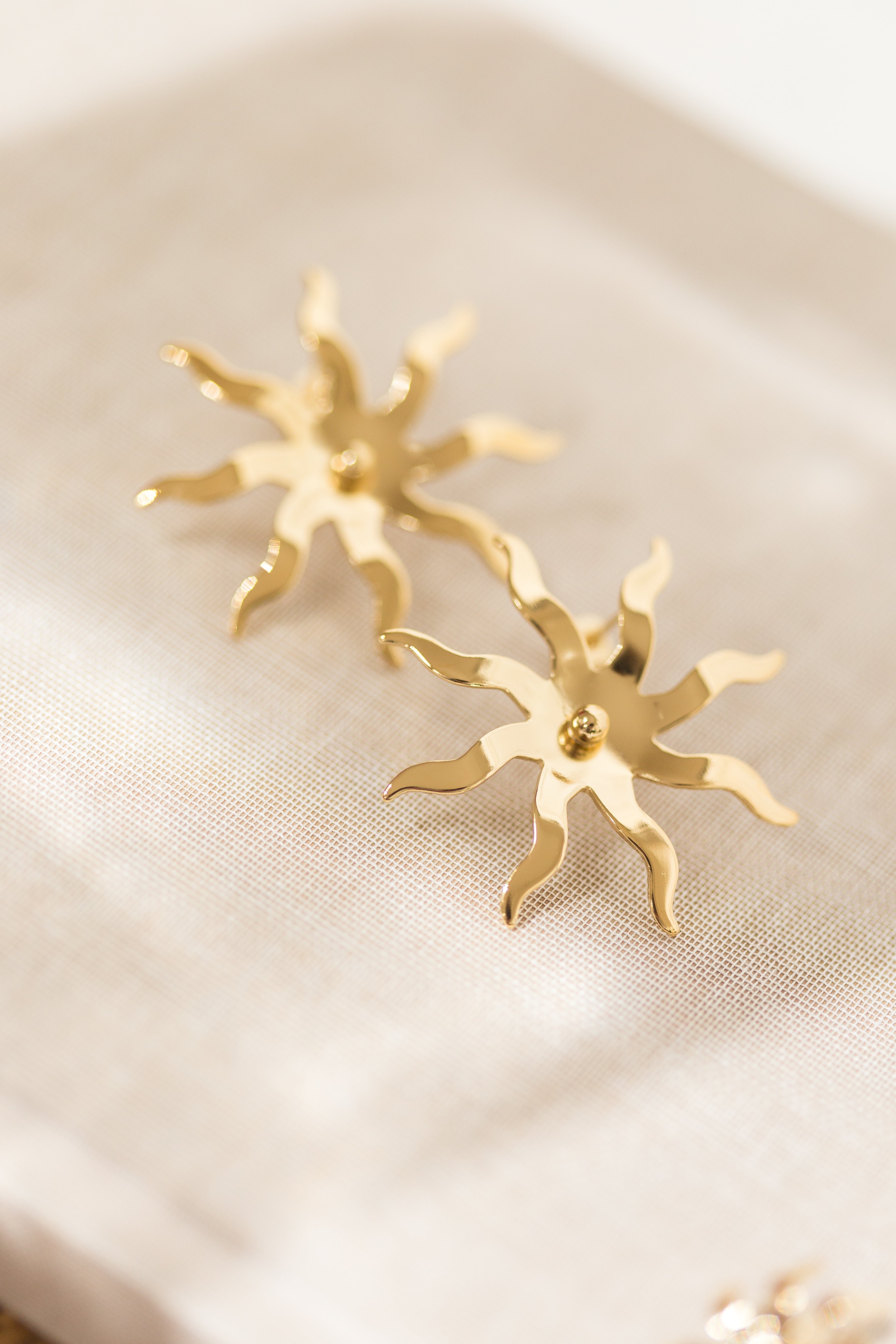 Maxi sun-shaped gold-plated stud earrings MONSIEUR SIMONE Golden