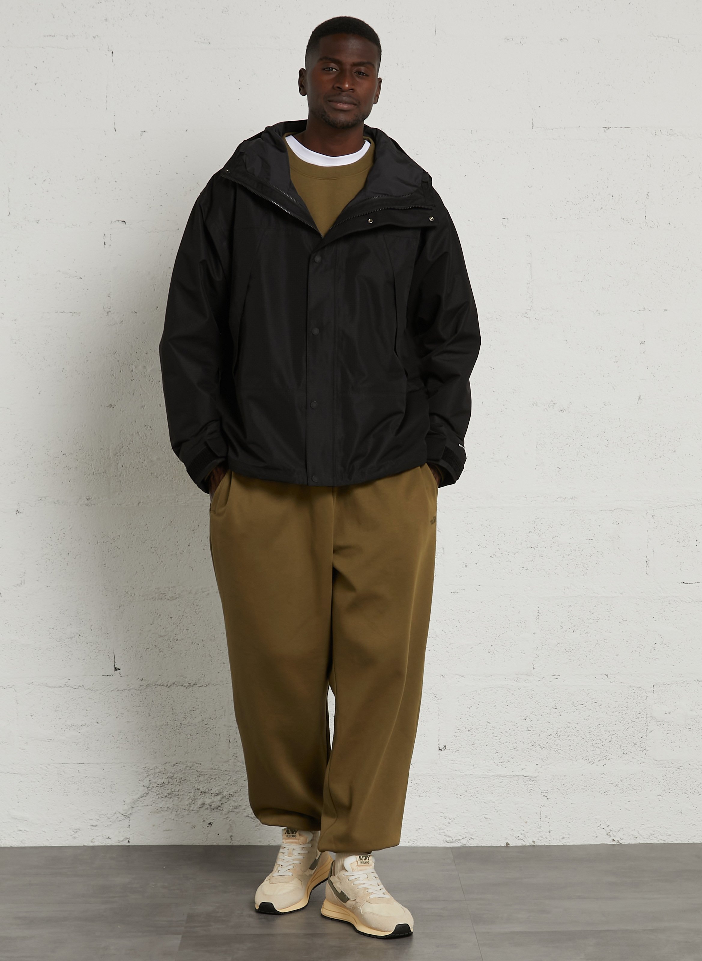 Windjacke mit Kapuze THE NORTH FACE Schwarz