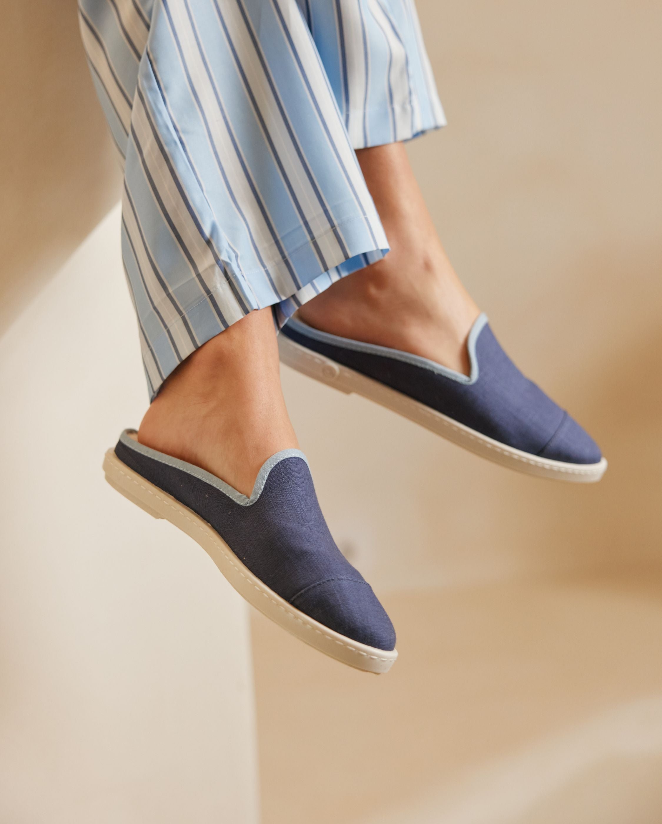 Women&#039;s linen mule, sky blue denim ANGARDE Blue