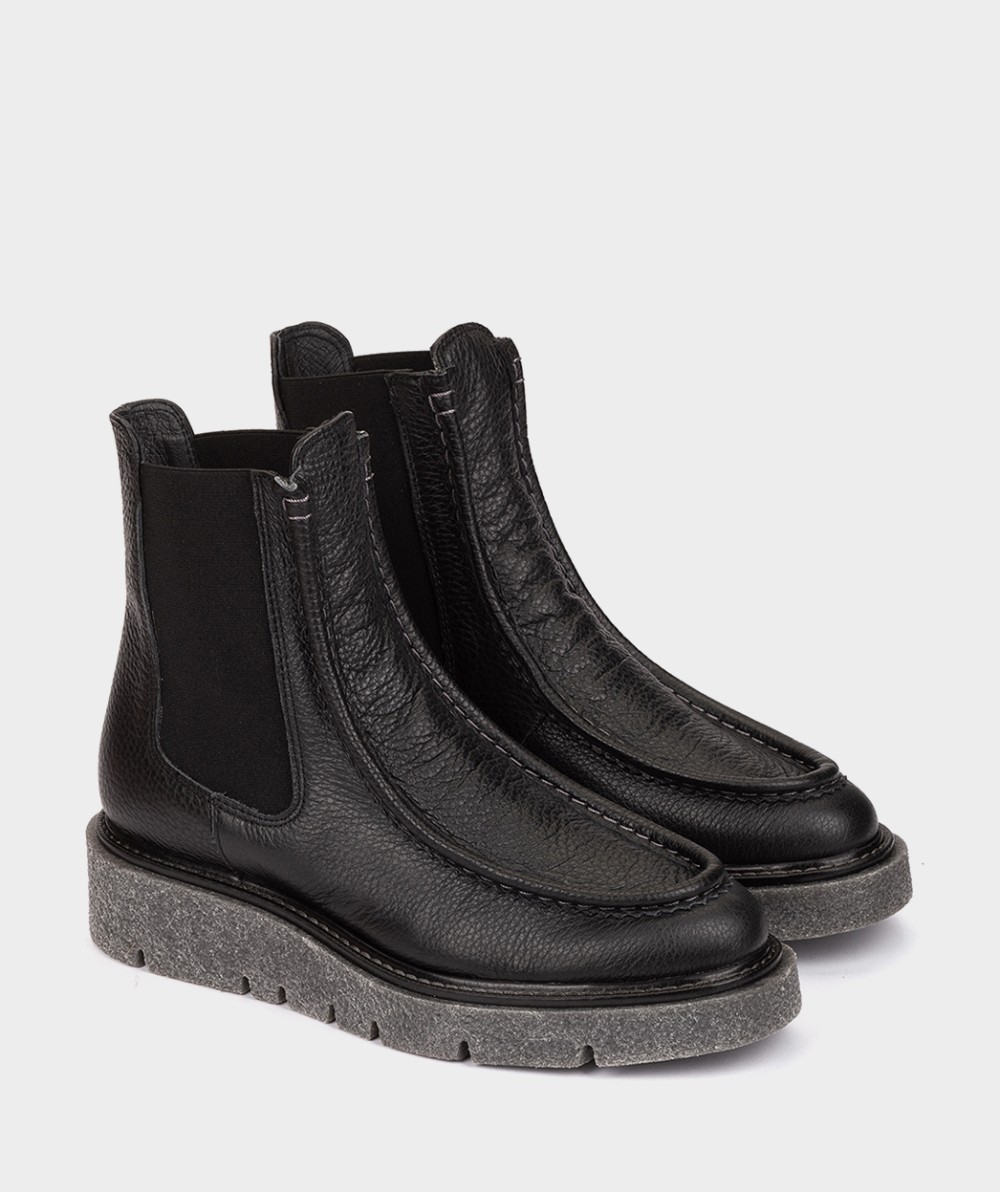 Black leather ankle boots PEDRO MIRALLES Black