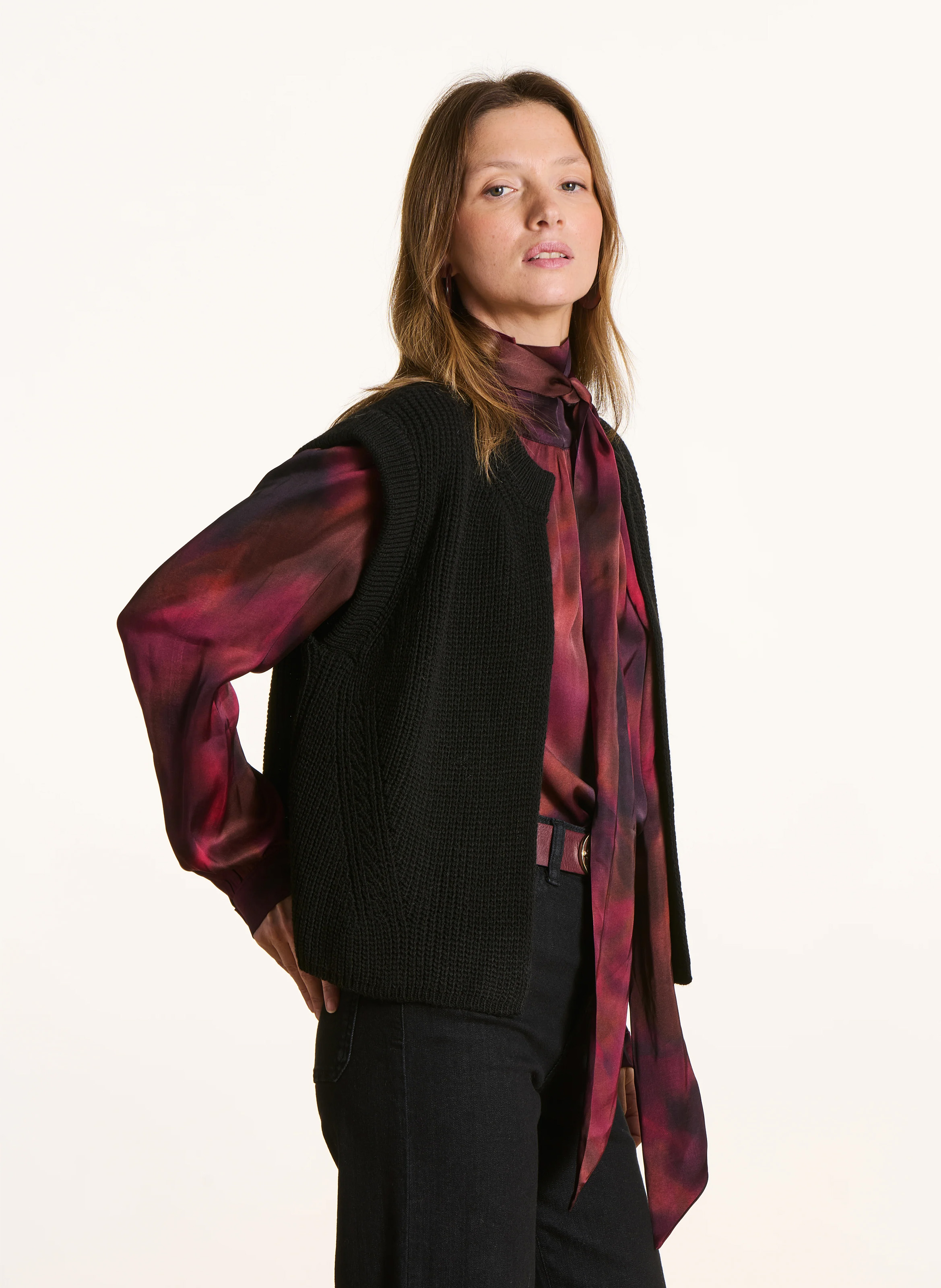 Gilet col rond  LA FEE MARABOUTEE Noir