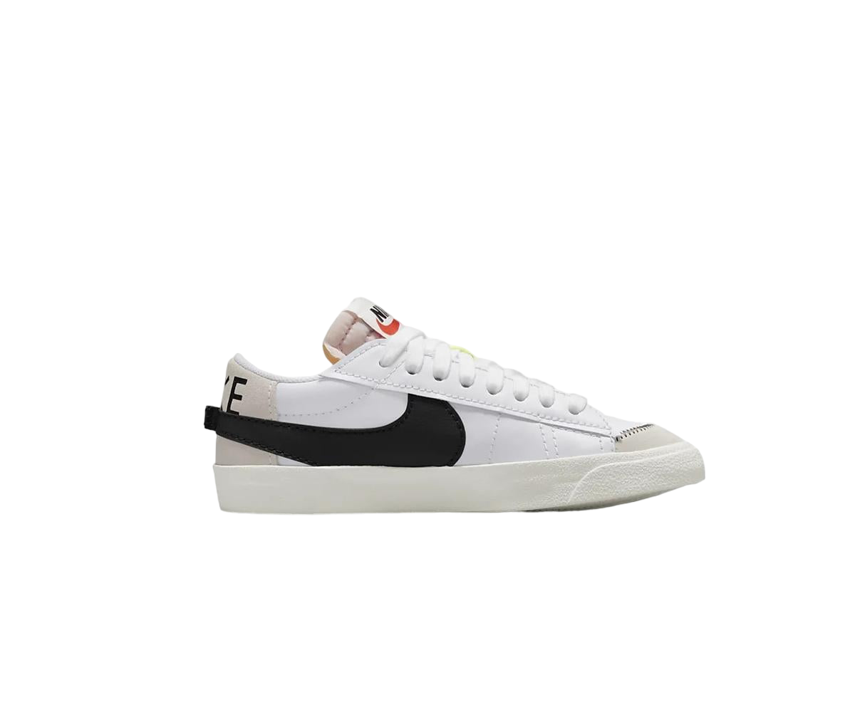 Low-top sneakers NIKE White