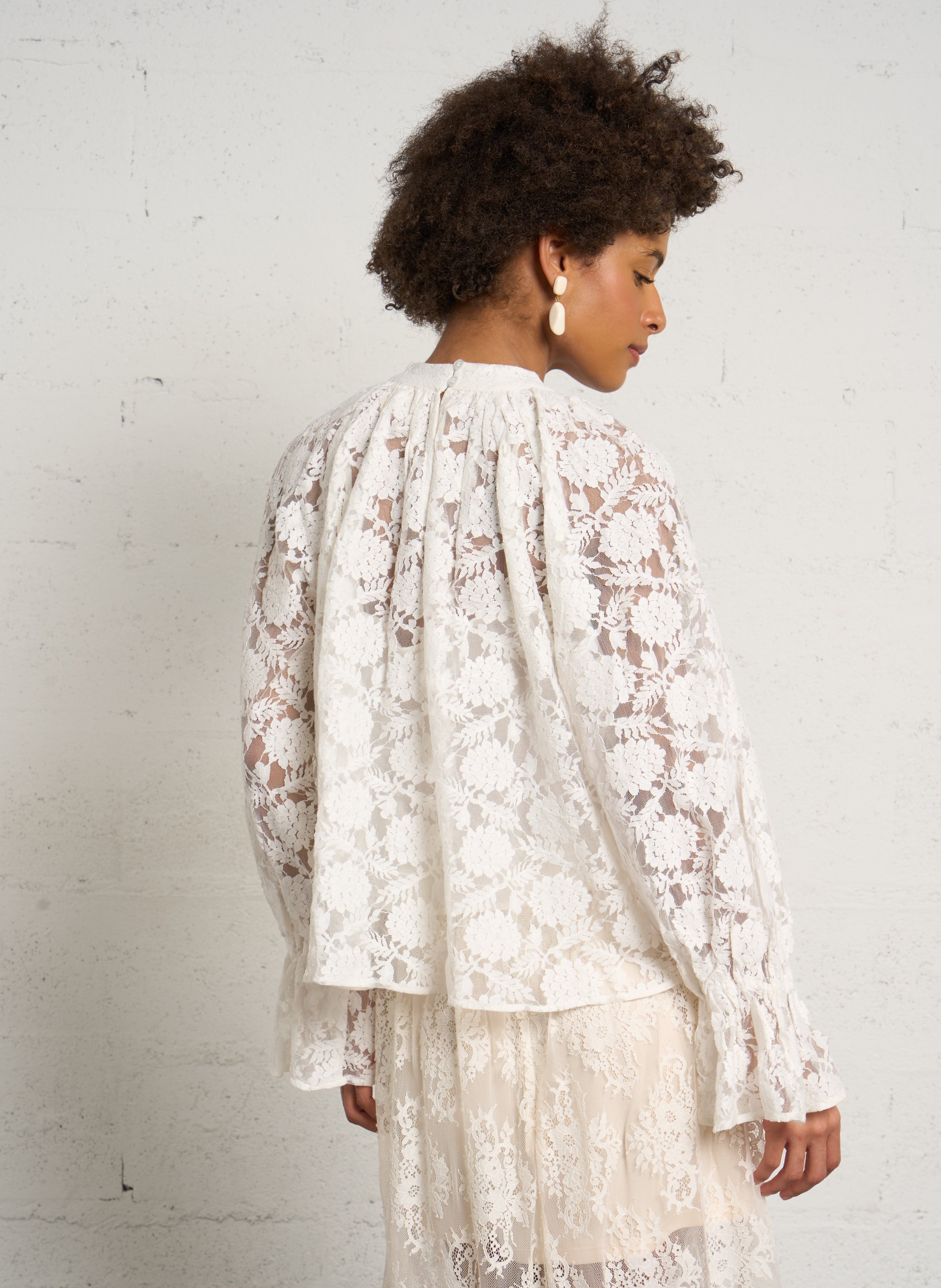 Weite Baumwollbluse mit Stehkragen PETITE MENDIGOTE Beige