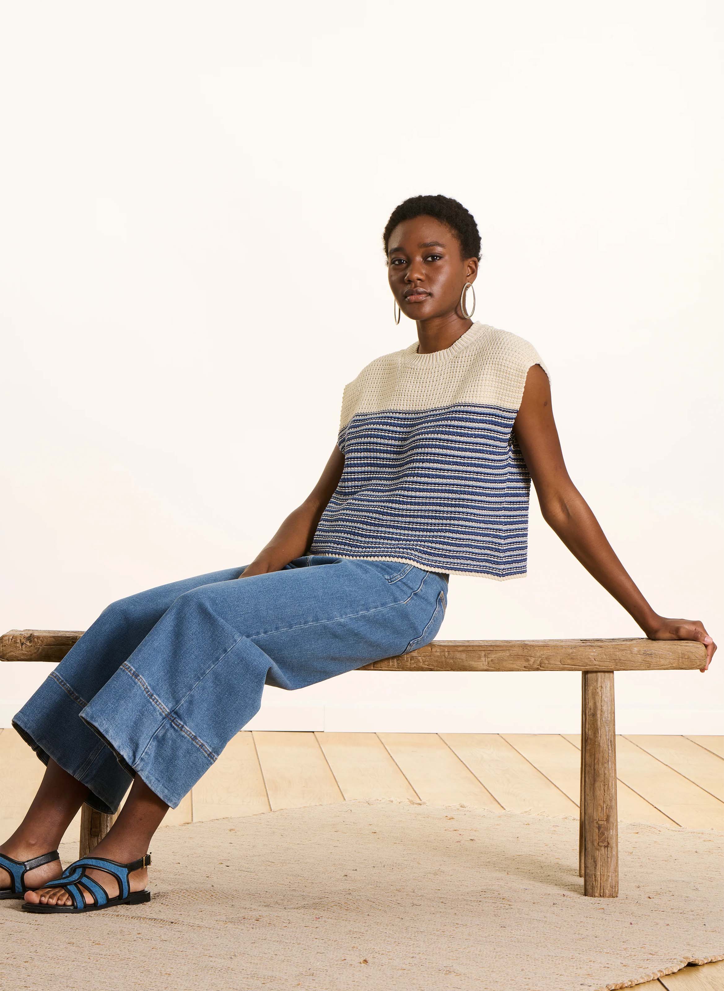 Oberteil mit Rundhalsausschnitt und Streifen LA FEE MARABOUTEE Blau