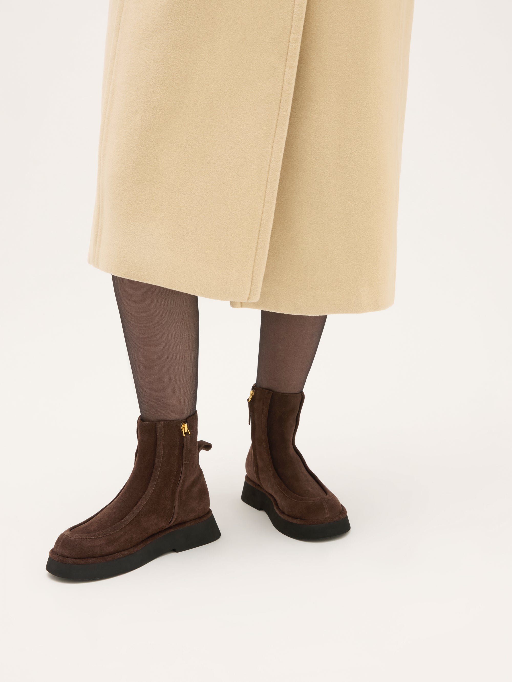Ankle boots with thick sole VANESSA WU Brown