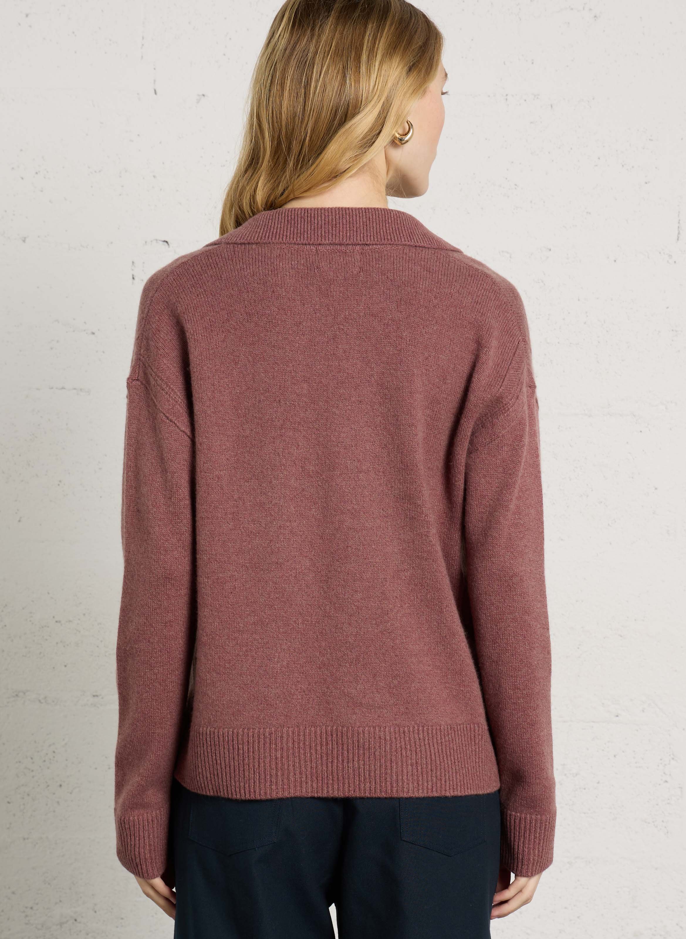 Straight v-neck wool sweater MAISON 123 Purple