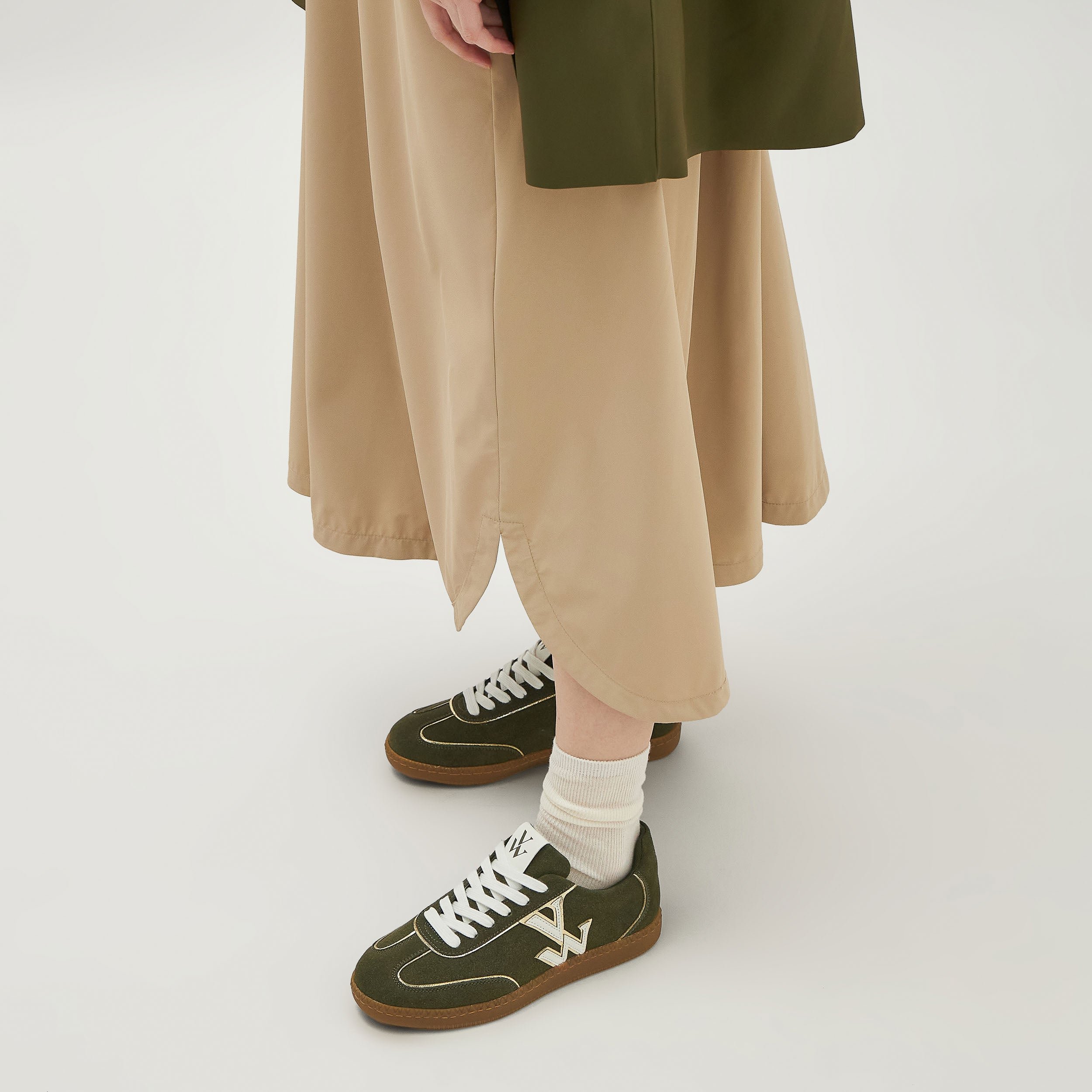 Low lace-up retro sneakers VANESSA WU Green