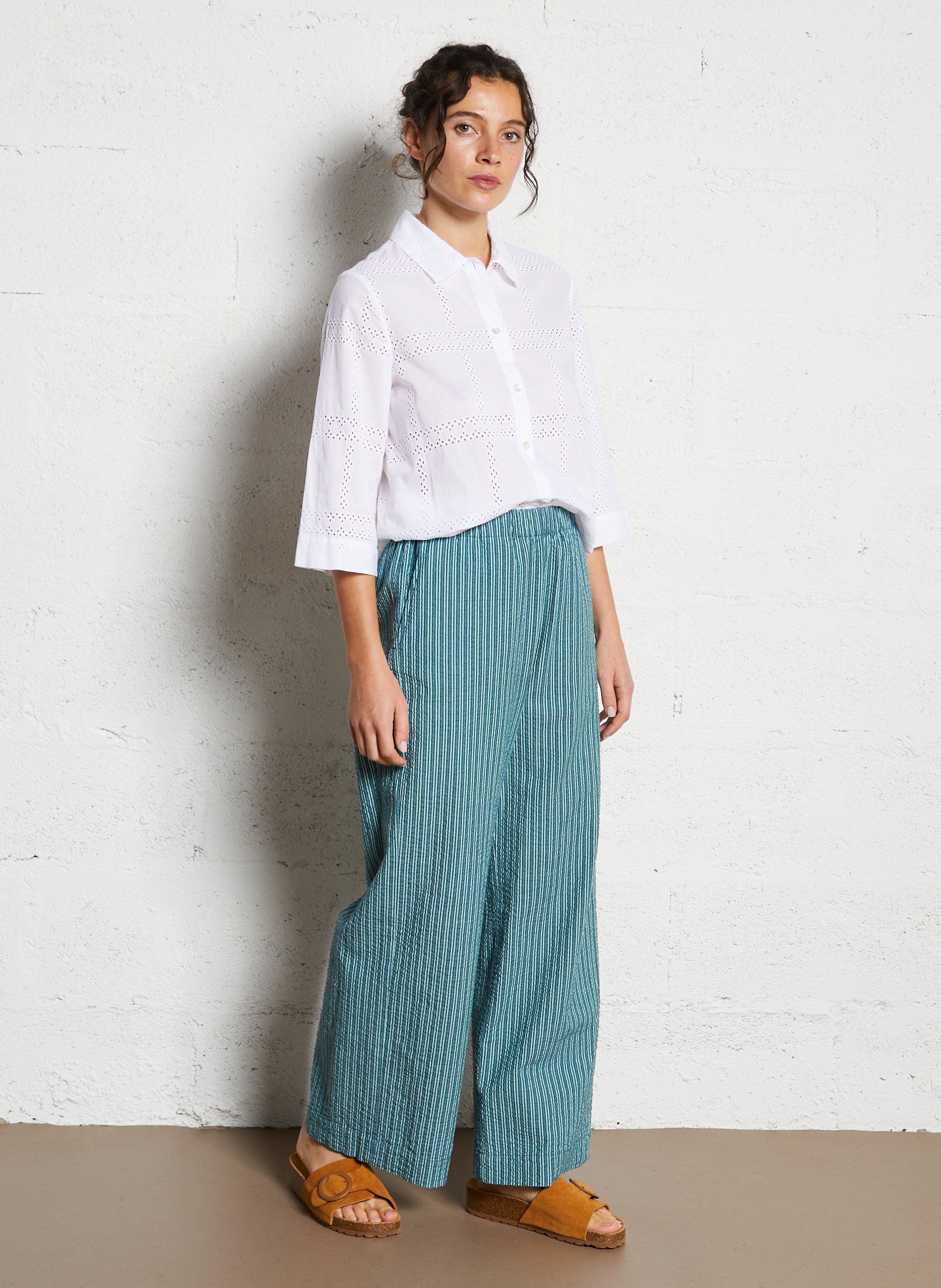 Weit geschnittene Jeans NICE THINGS Blau