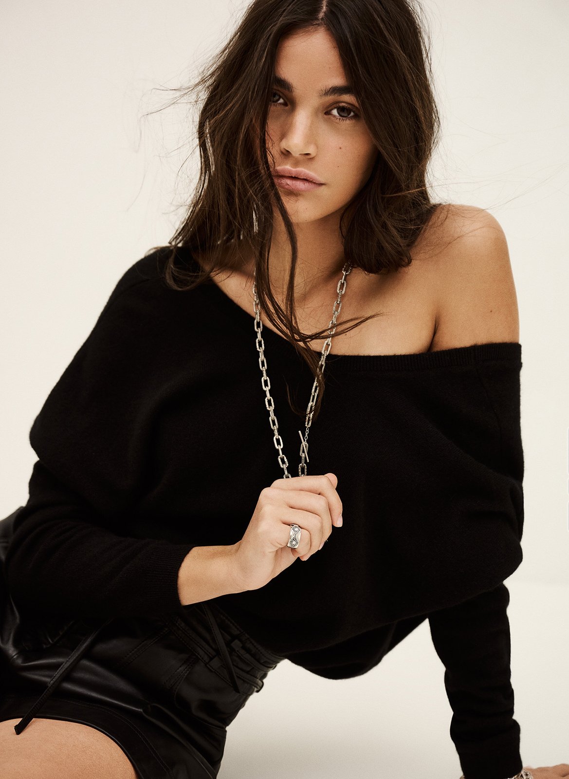 Kasjmier trui met V-hals BA&SH Zwart