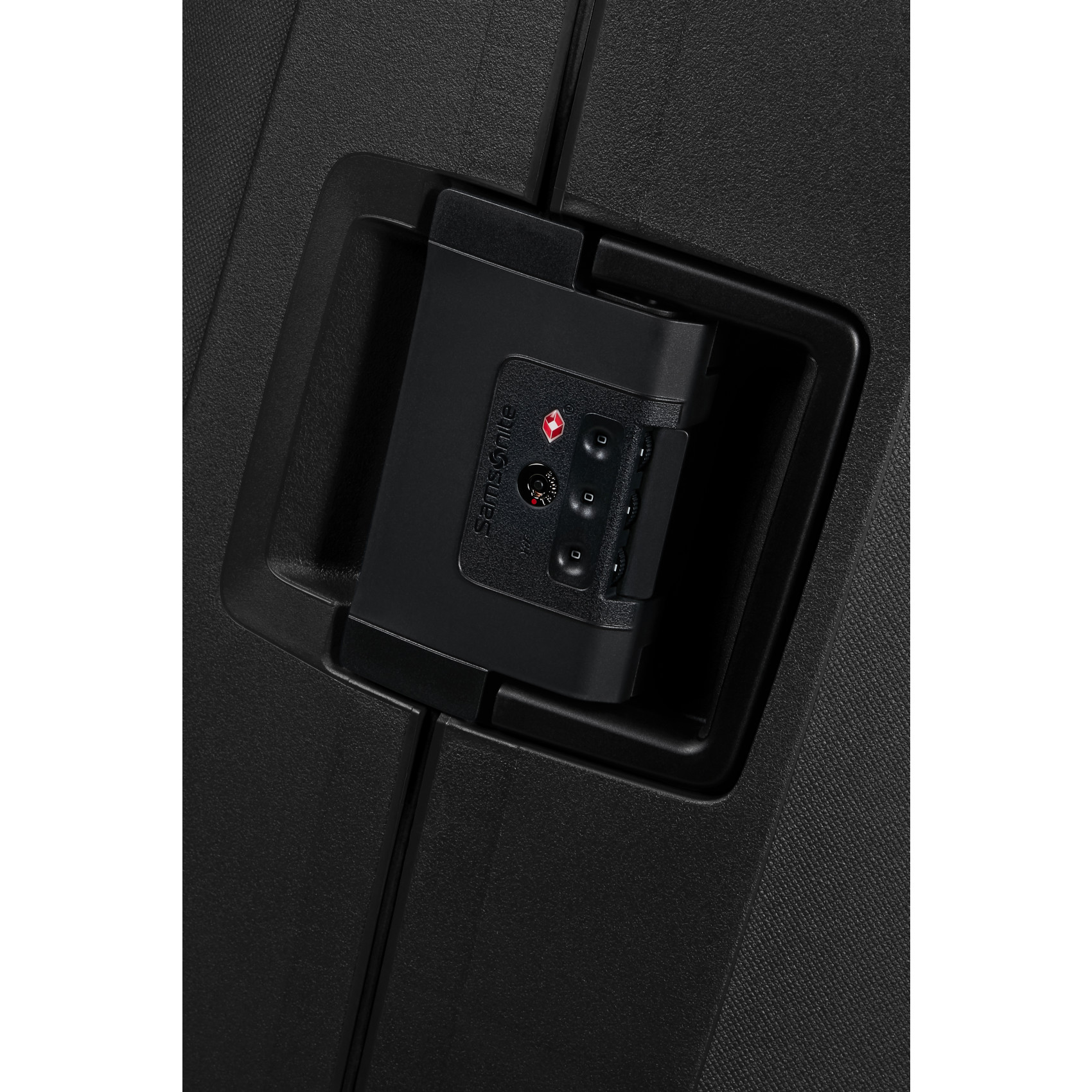 Essens 4-wheeled suitcase size M SAMSONITE Black