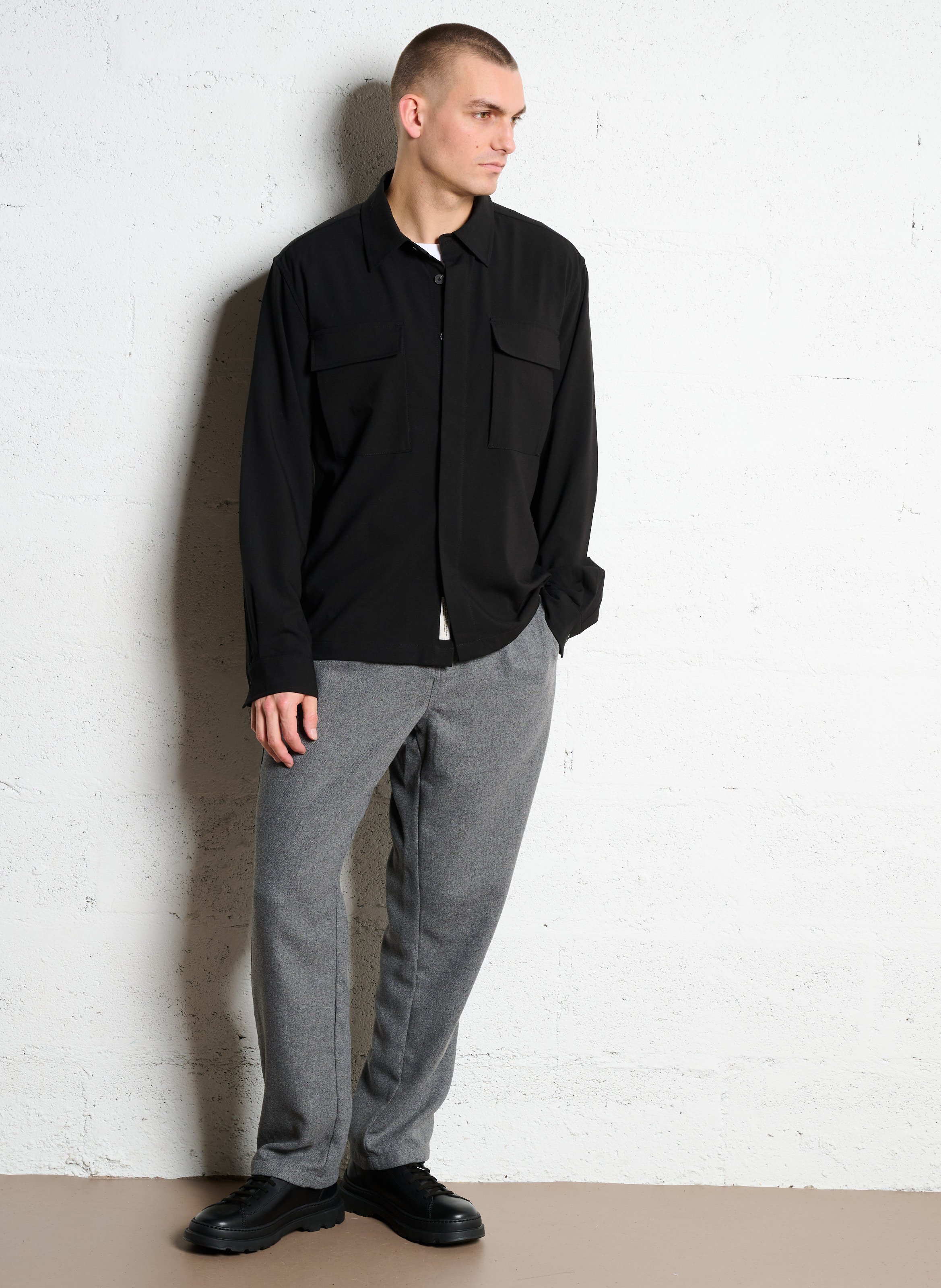 Flowy solid long-sleeve shirt MINIMUM Black