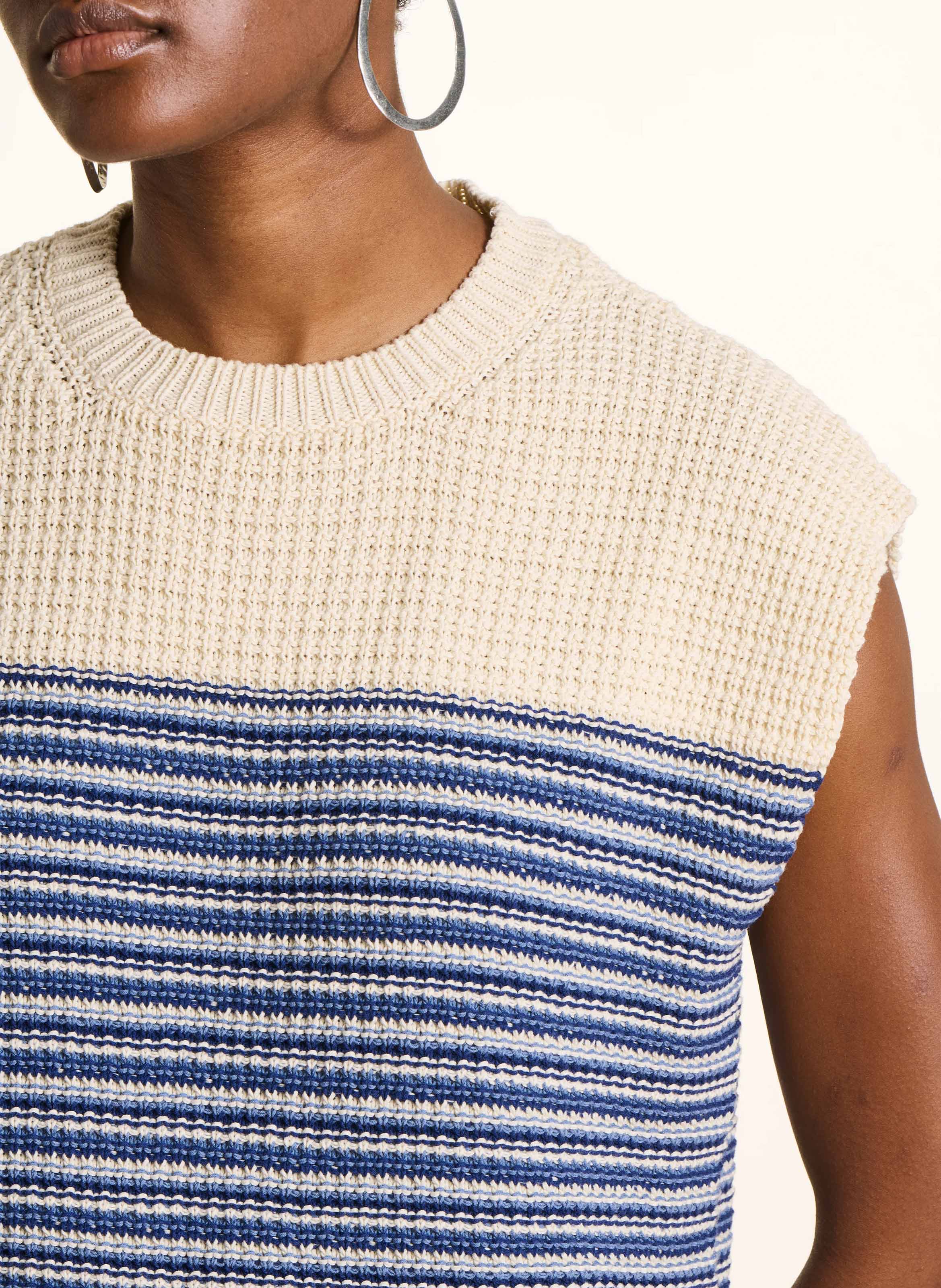 Oberteil mit Rundhalsausschnitt und Streifen LA FEE MARABOUTEE Blau