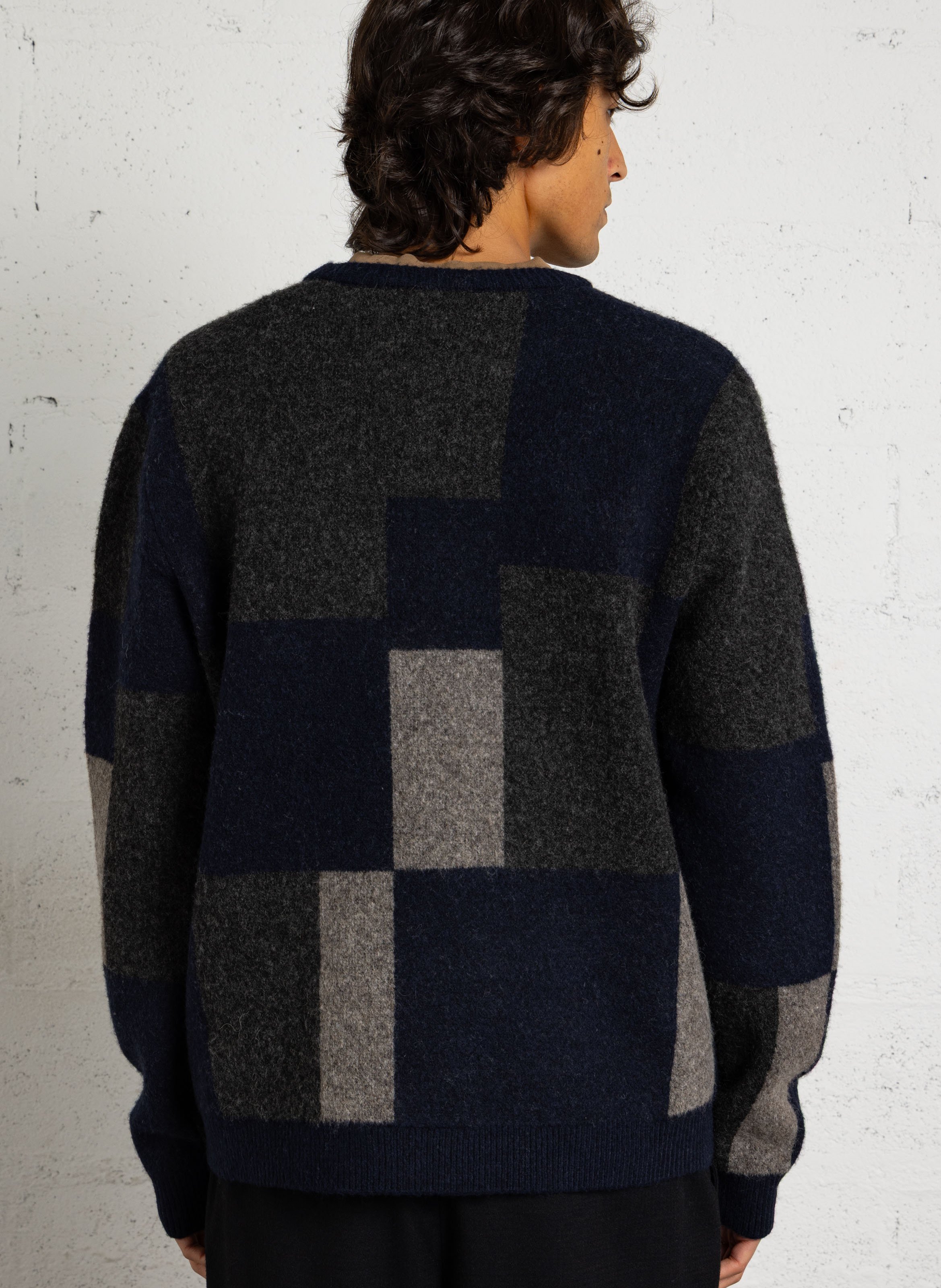 Straight-fit crew-neck checked jumper in a wool blend CASUAL FRIDAY Blue