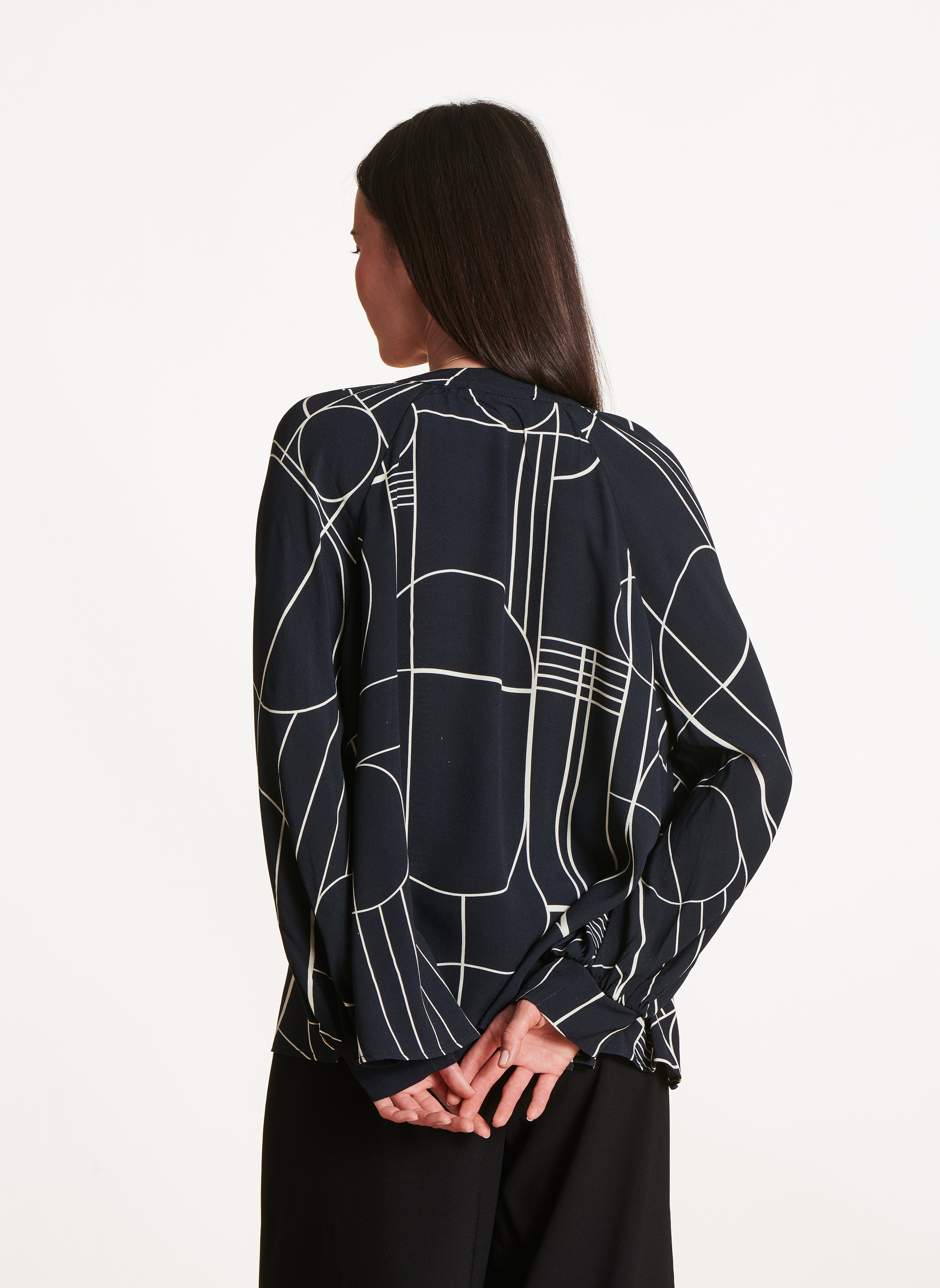 Blouse col rond imprimée LA FEE MARABOUTEE Noir