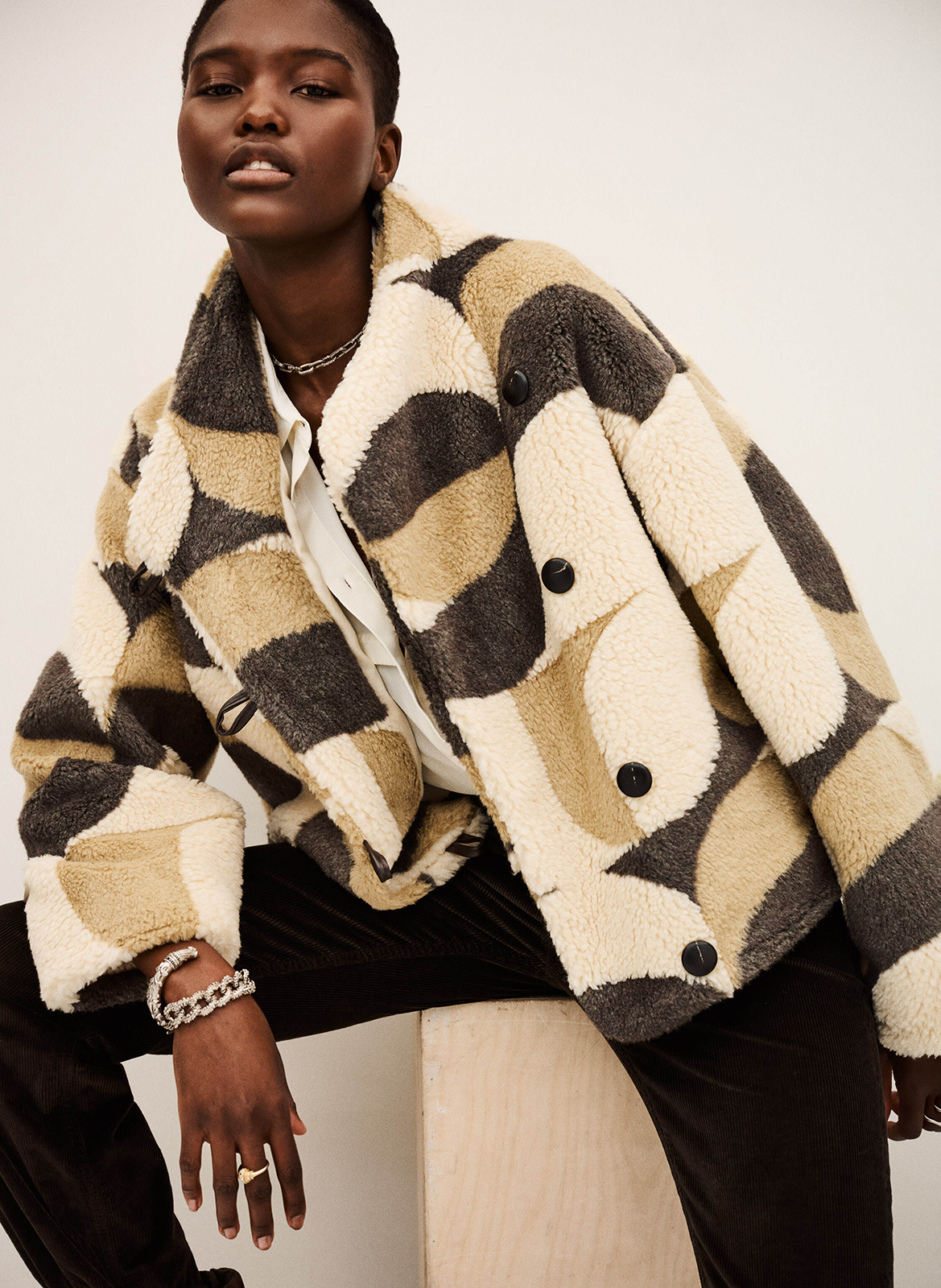 Manteau court oversize col montant BA&SH Beige