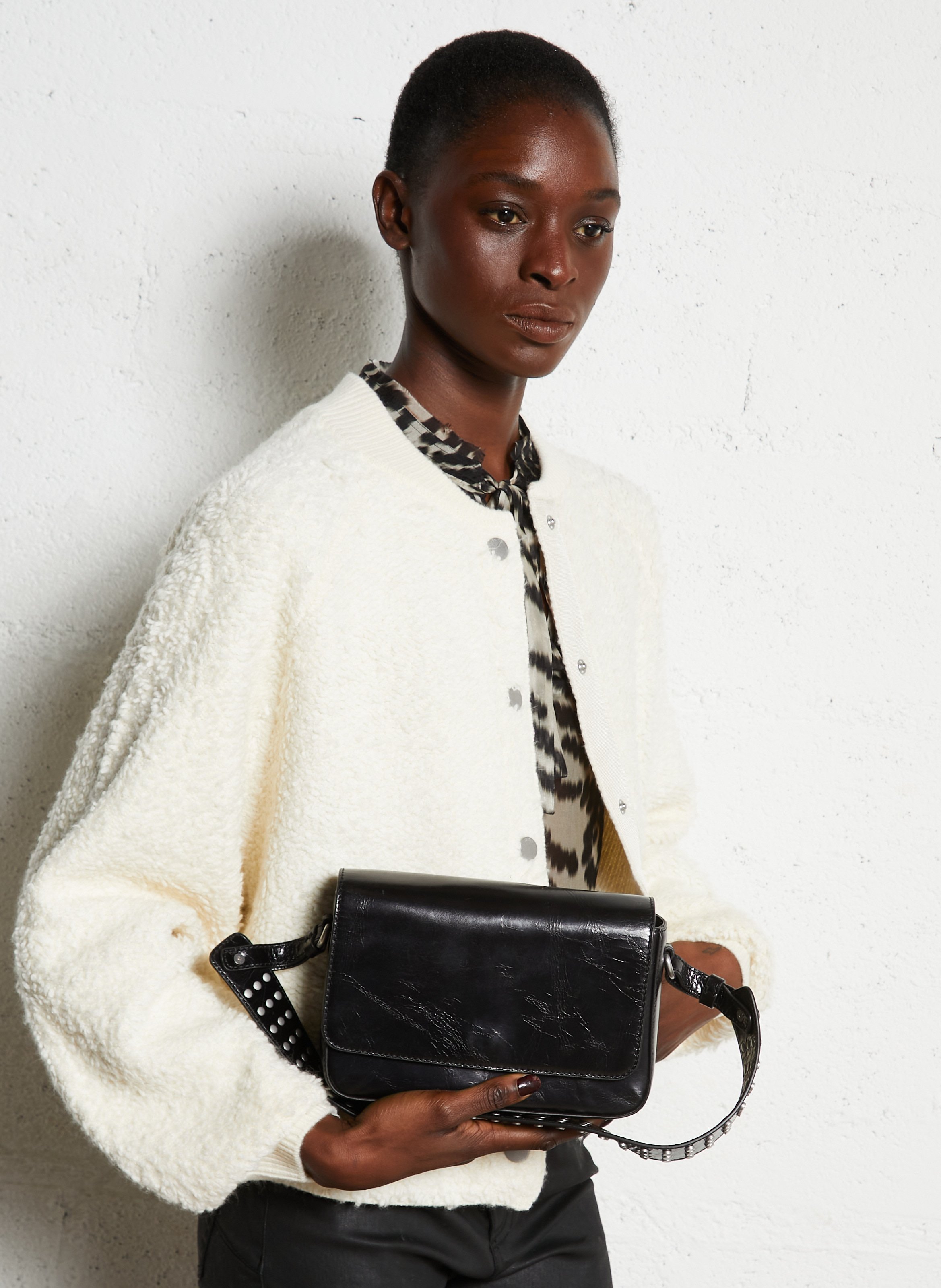 Leather flap shoulder bag IKKS Black