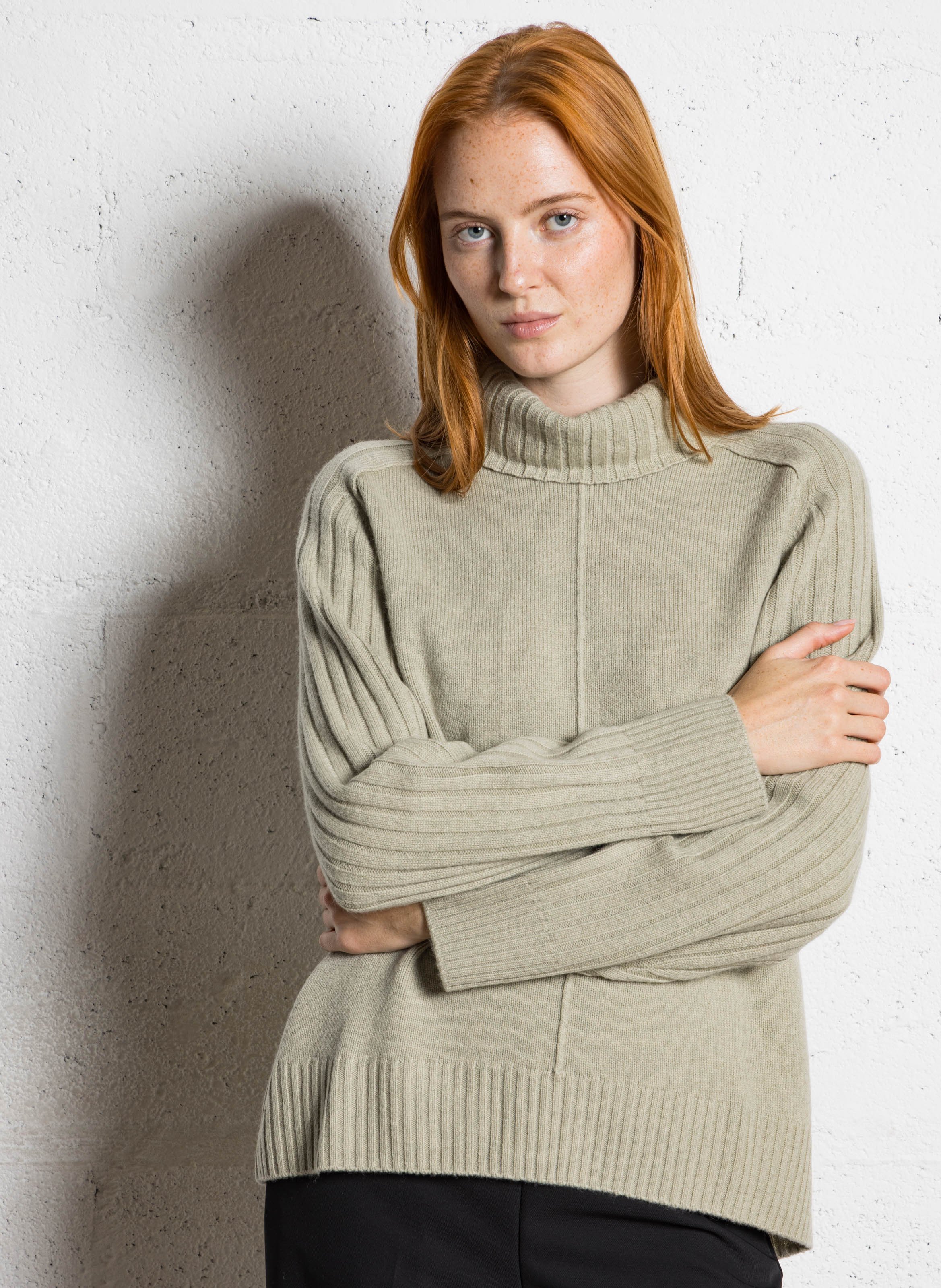 Pull col roulé en laine mélangée MAISON 123