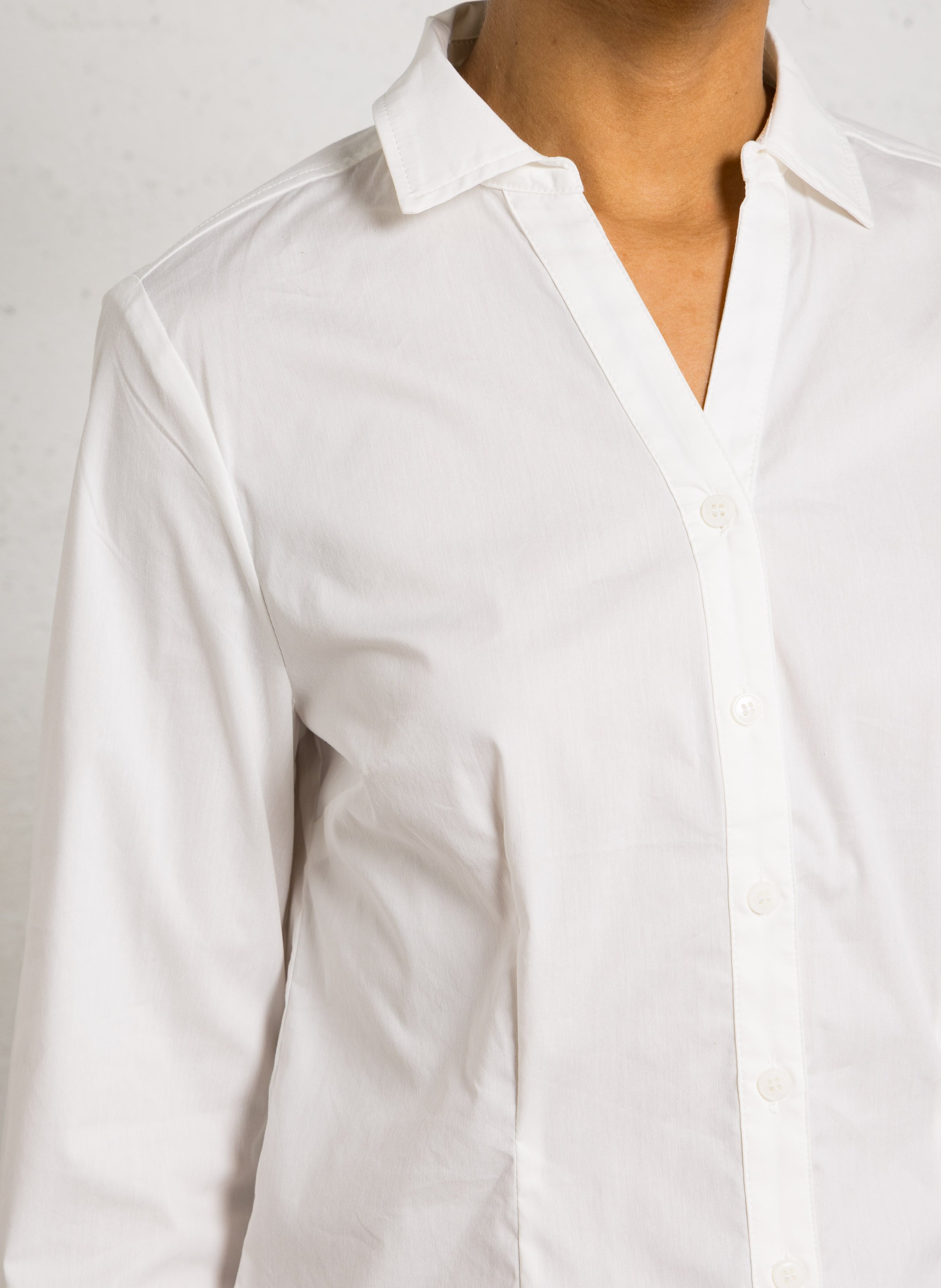 Fitted shirt with classic collar LE TEMPS DES CERISES White