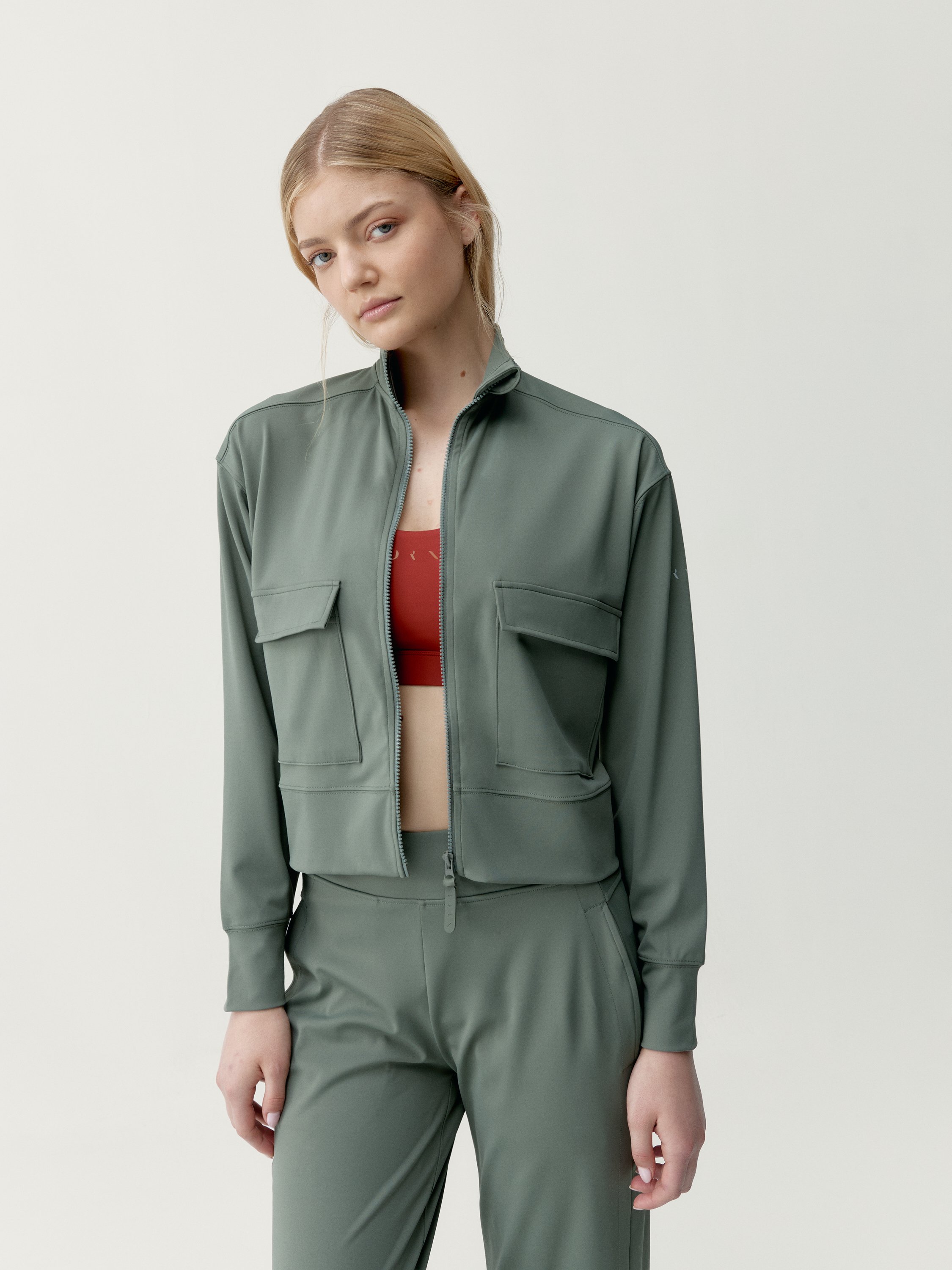 Veste de sport zippée performance athleisure egan BORN