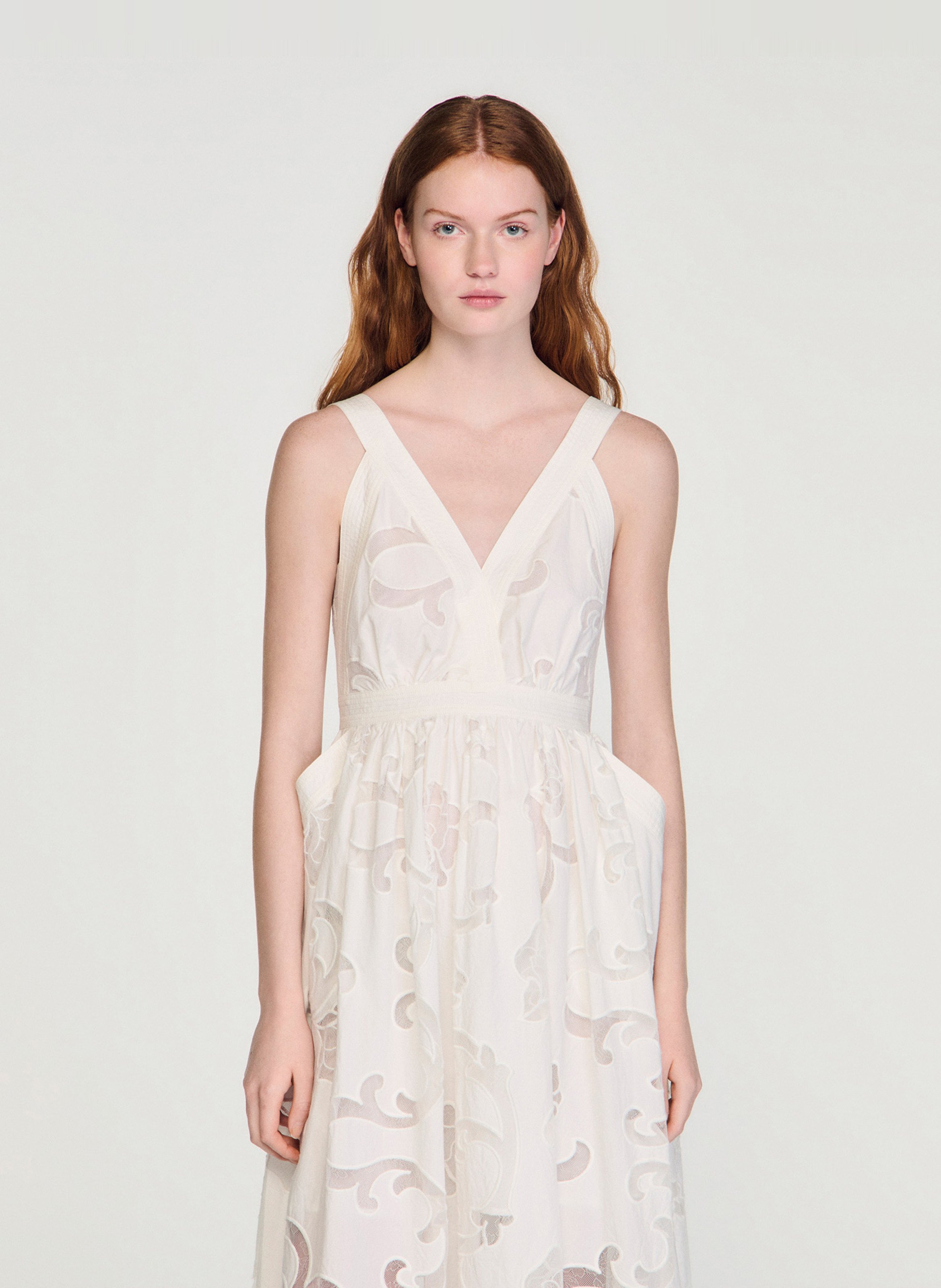 Halflange jurk met V-hals - katoenblend SANDRO Beige