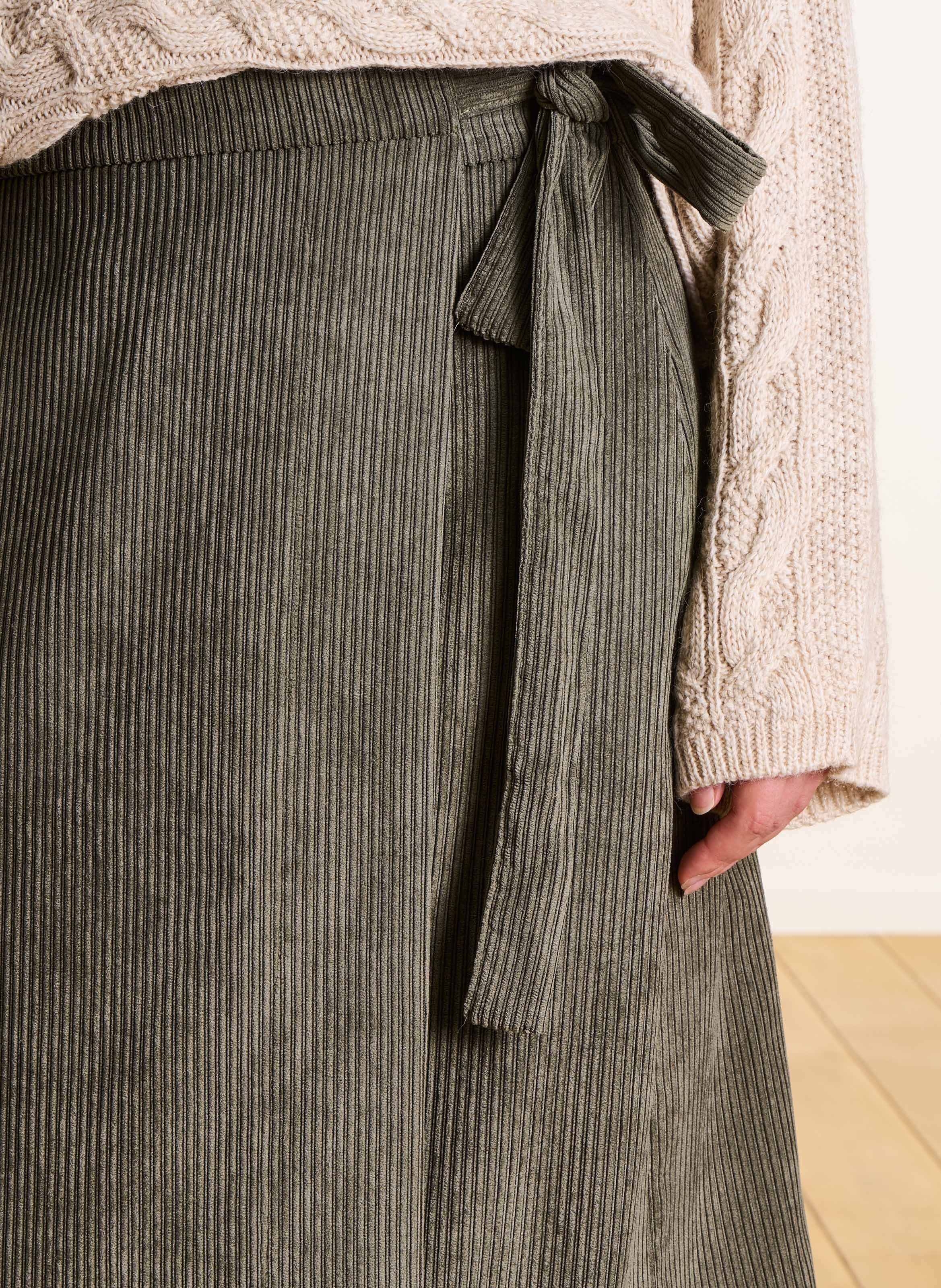 Velvet wrap midi skirt LA FEE MARABOUTEE Green