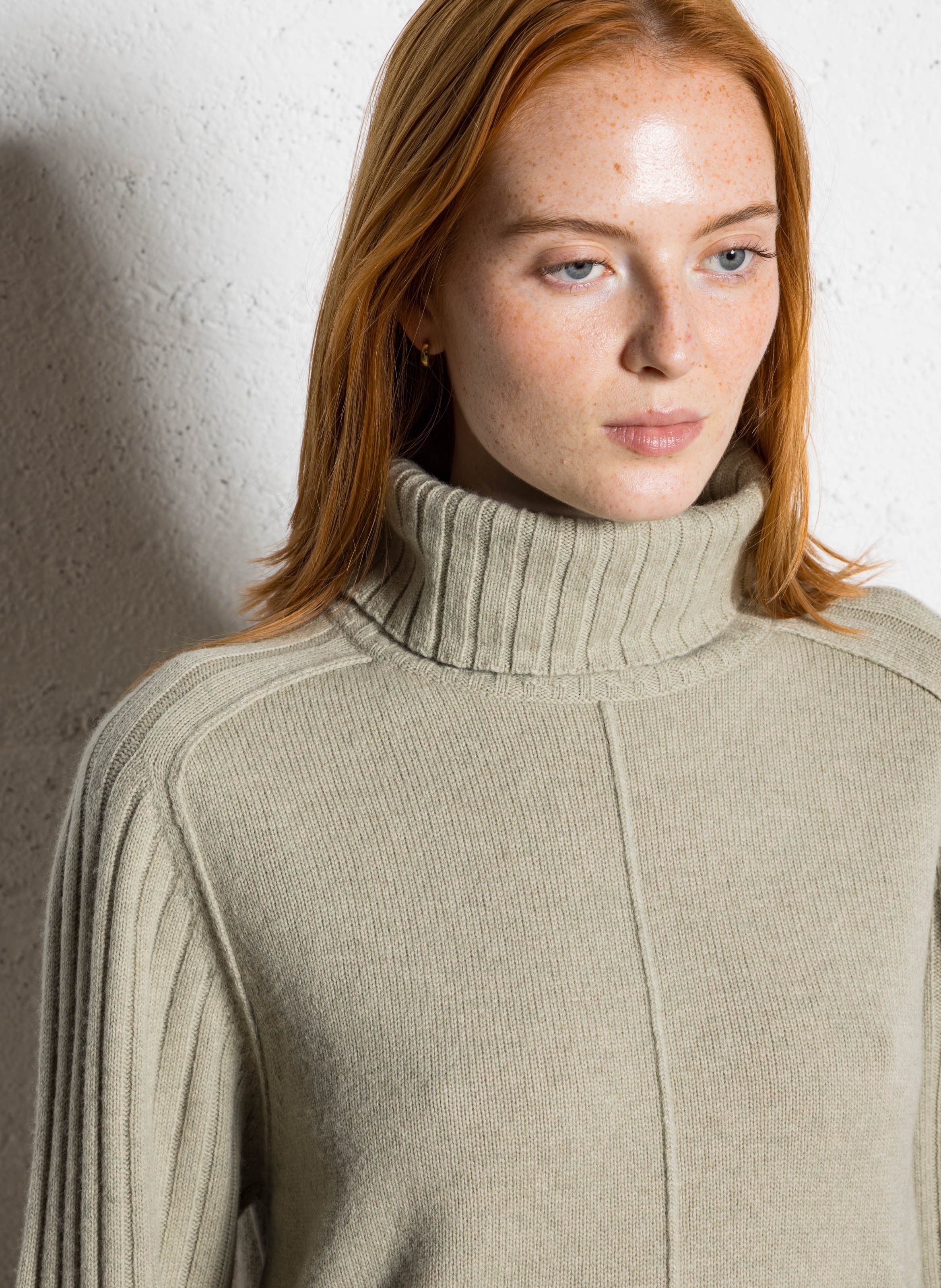 Pull col roulé en laine mélangée MAISON 123 Vert