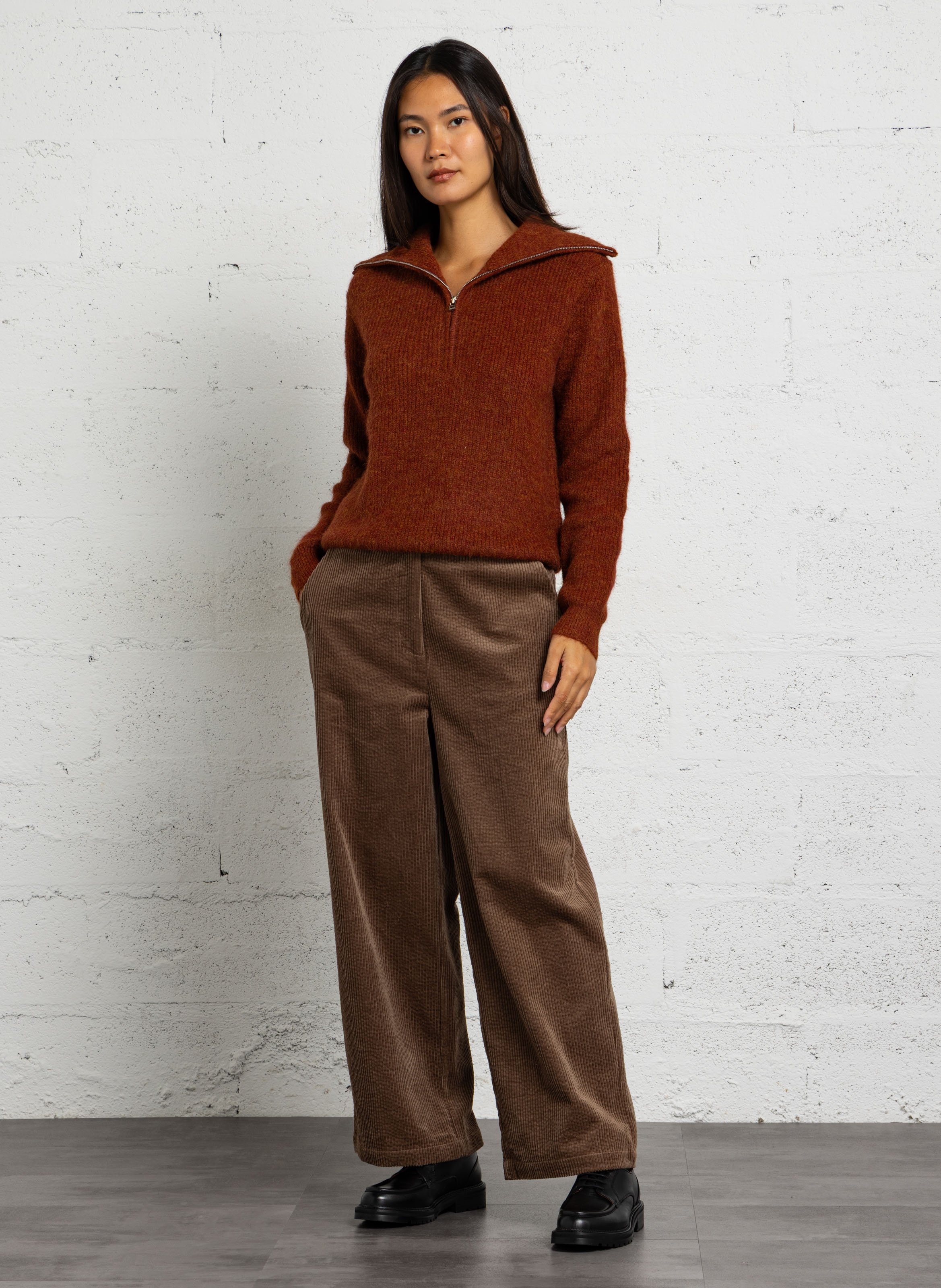 Pantalon en velours côtelé de coton  BELLA JONES Marron