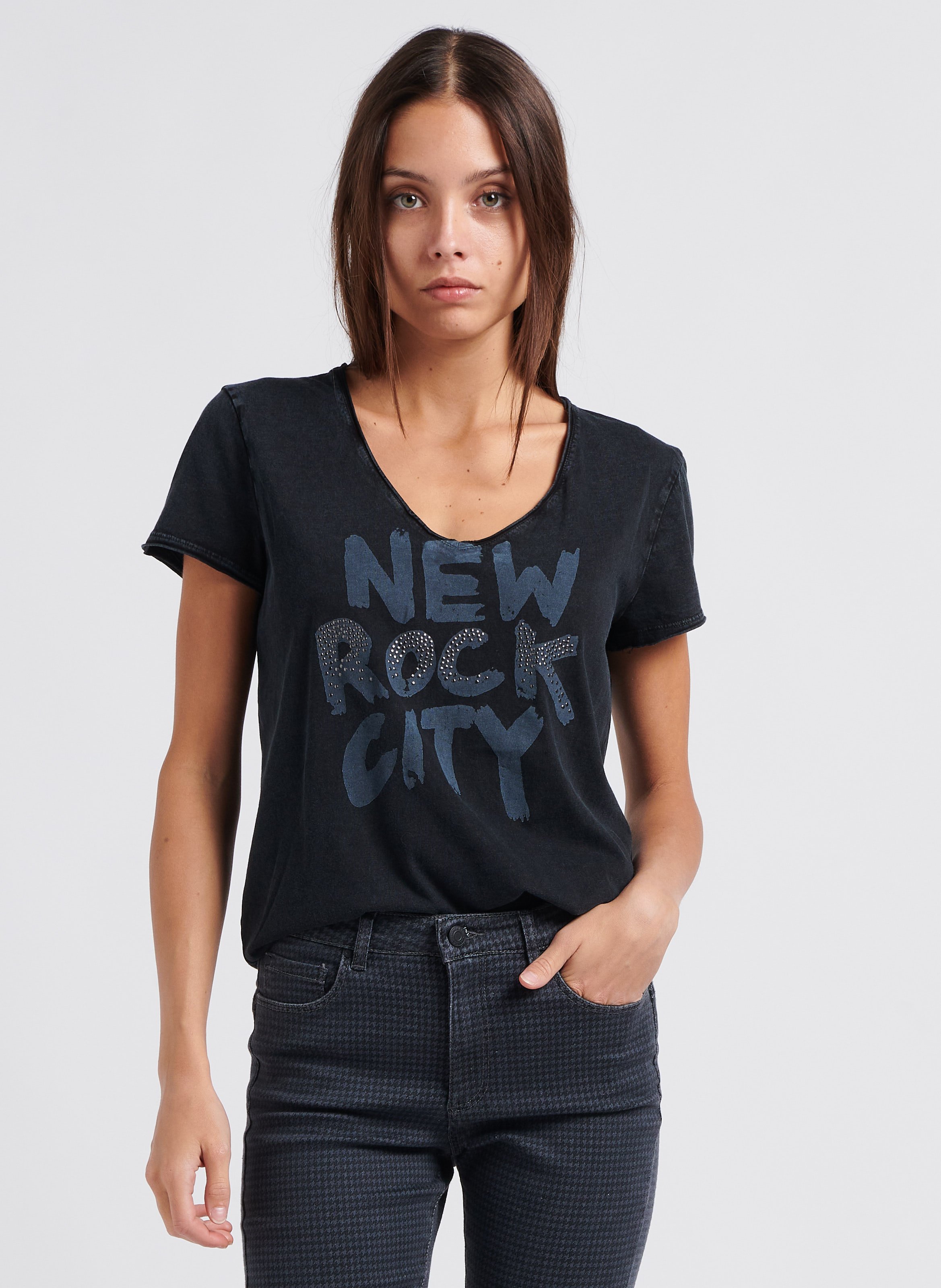 Tee shirt Col V Droit En Coton Noir Ikks Femme Place des