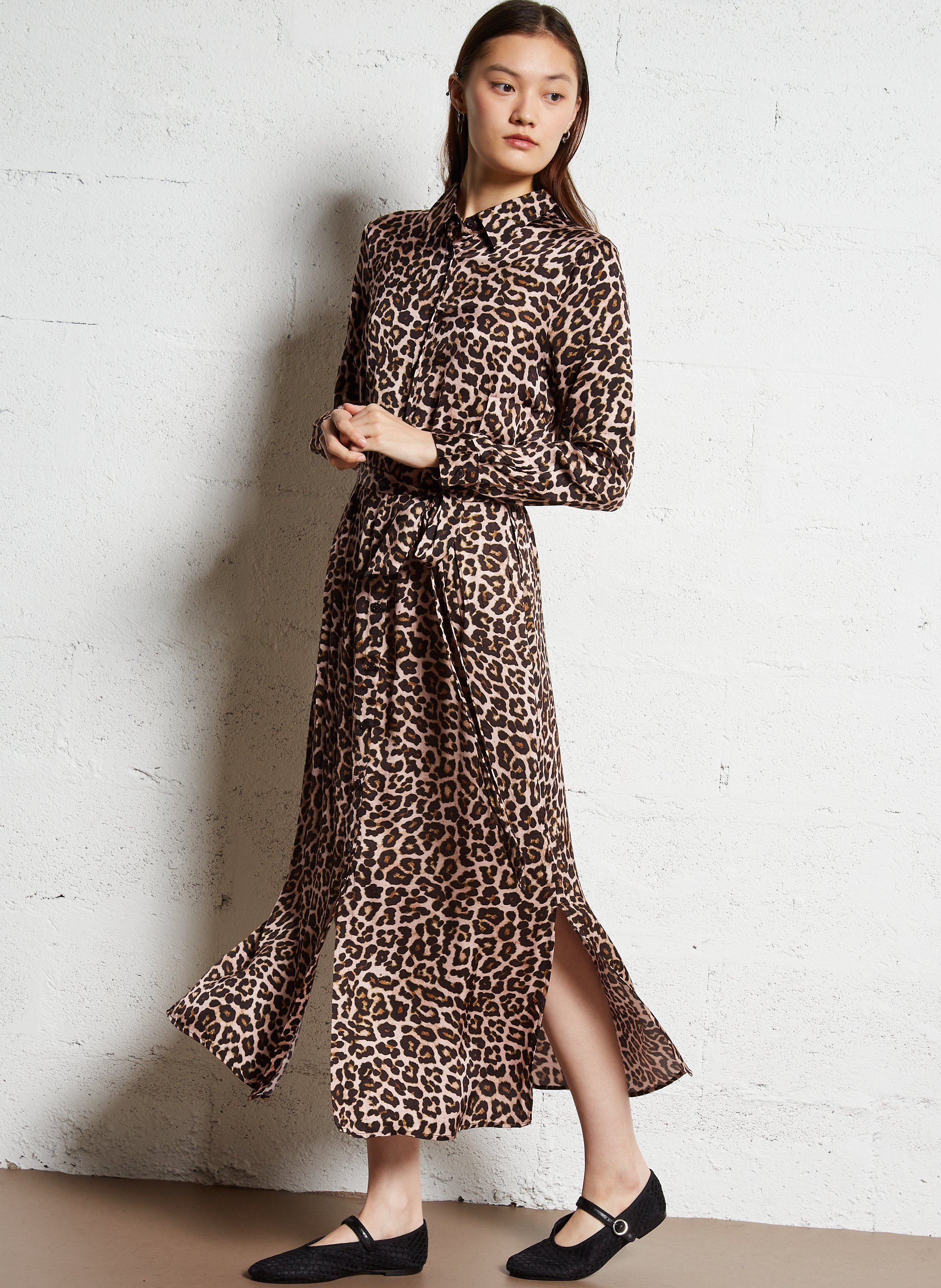 Halflange jurk met klassieke kraag LA PETITE ETOILE Bruin