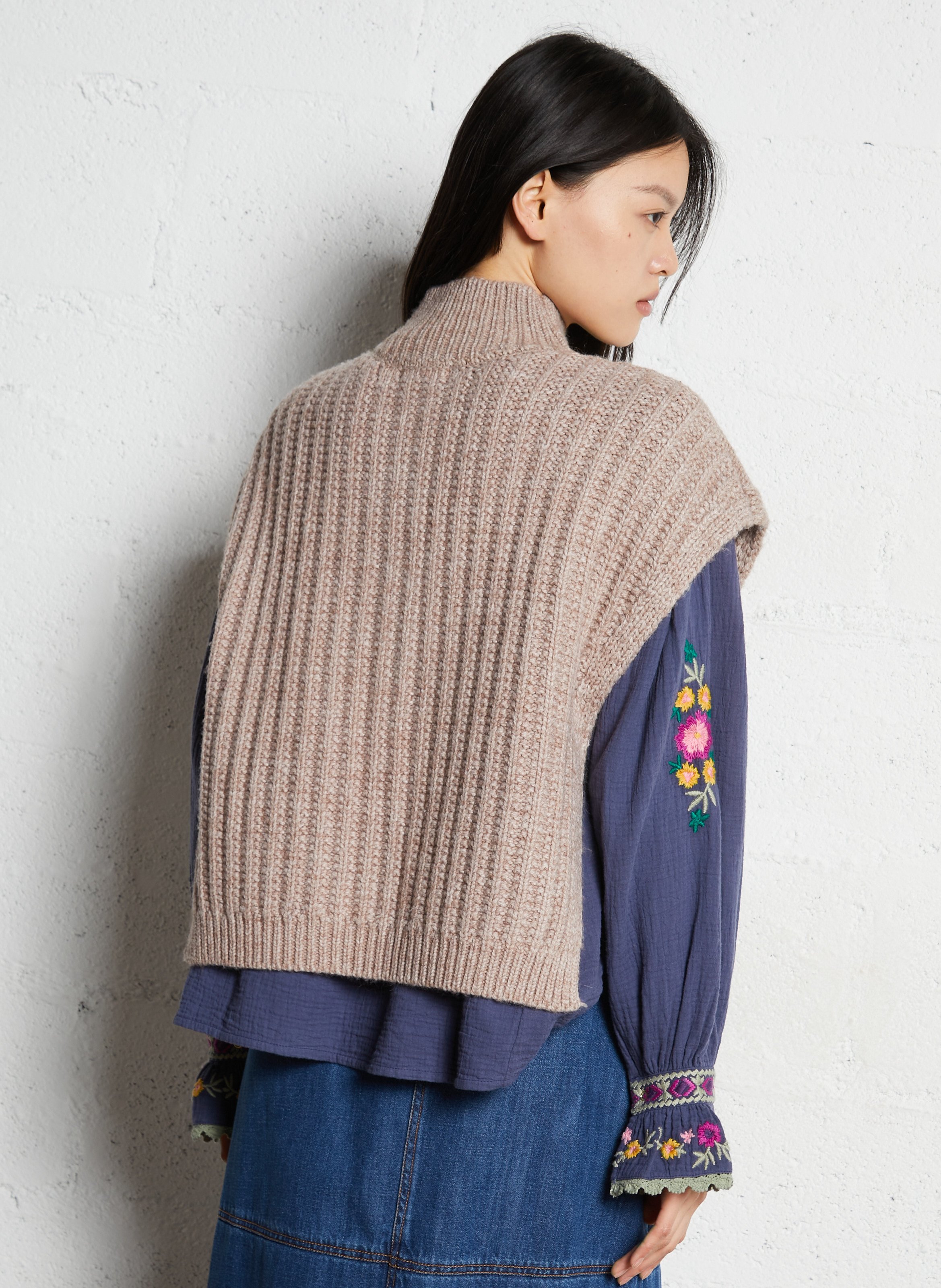 Straight knit poncho LOUISE MISHA Beige