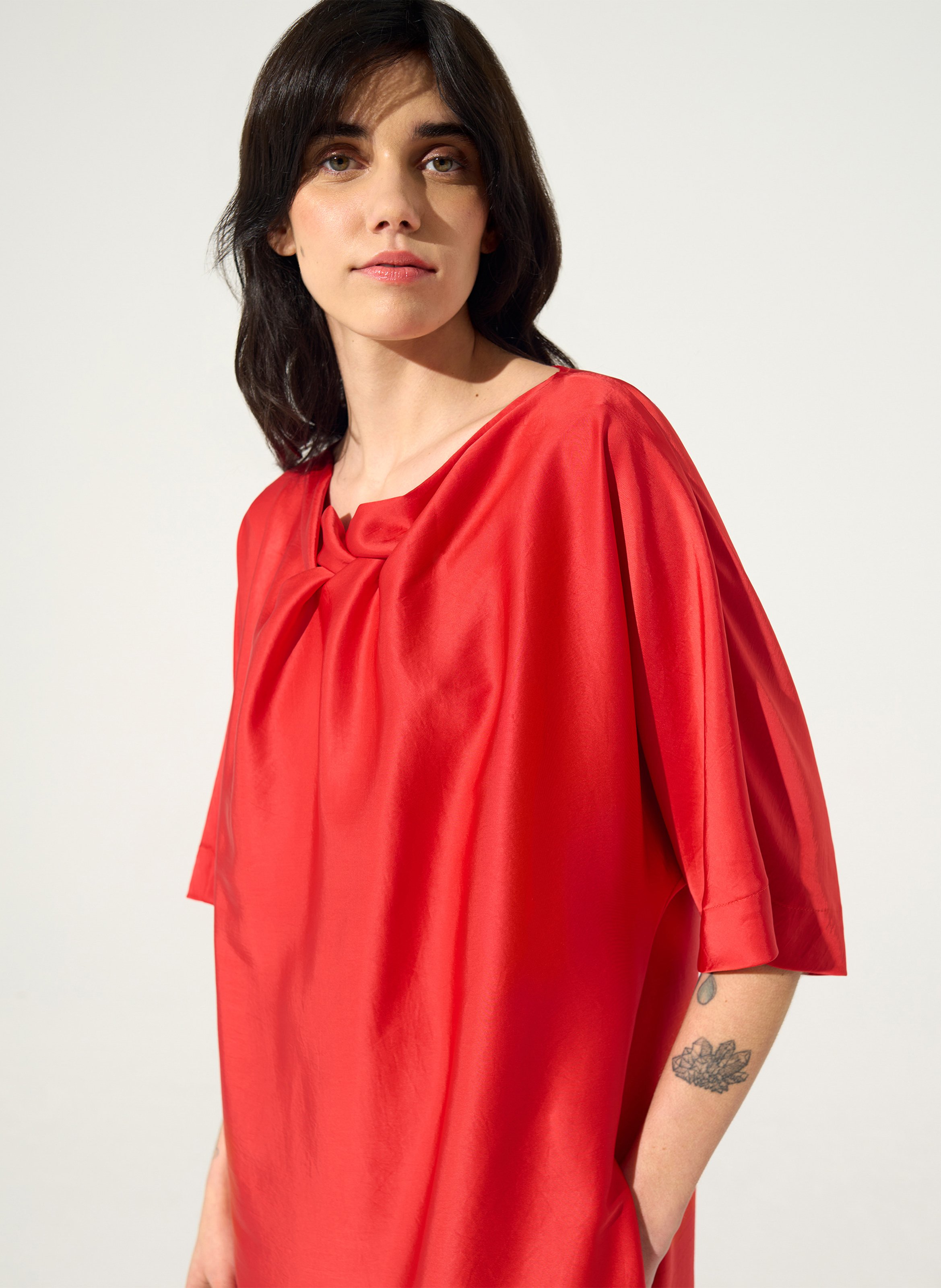 Satin dress with asymmetrical collar COTELAC Red