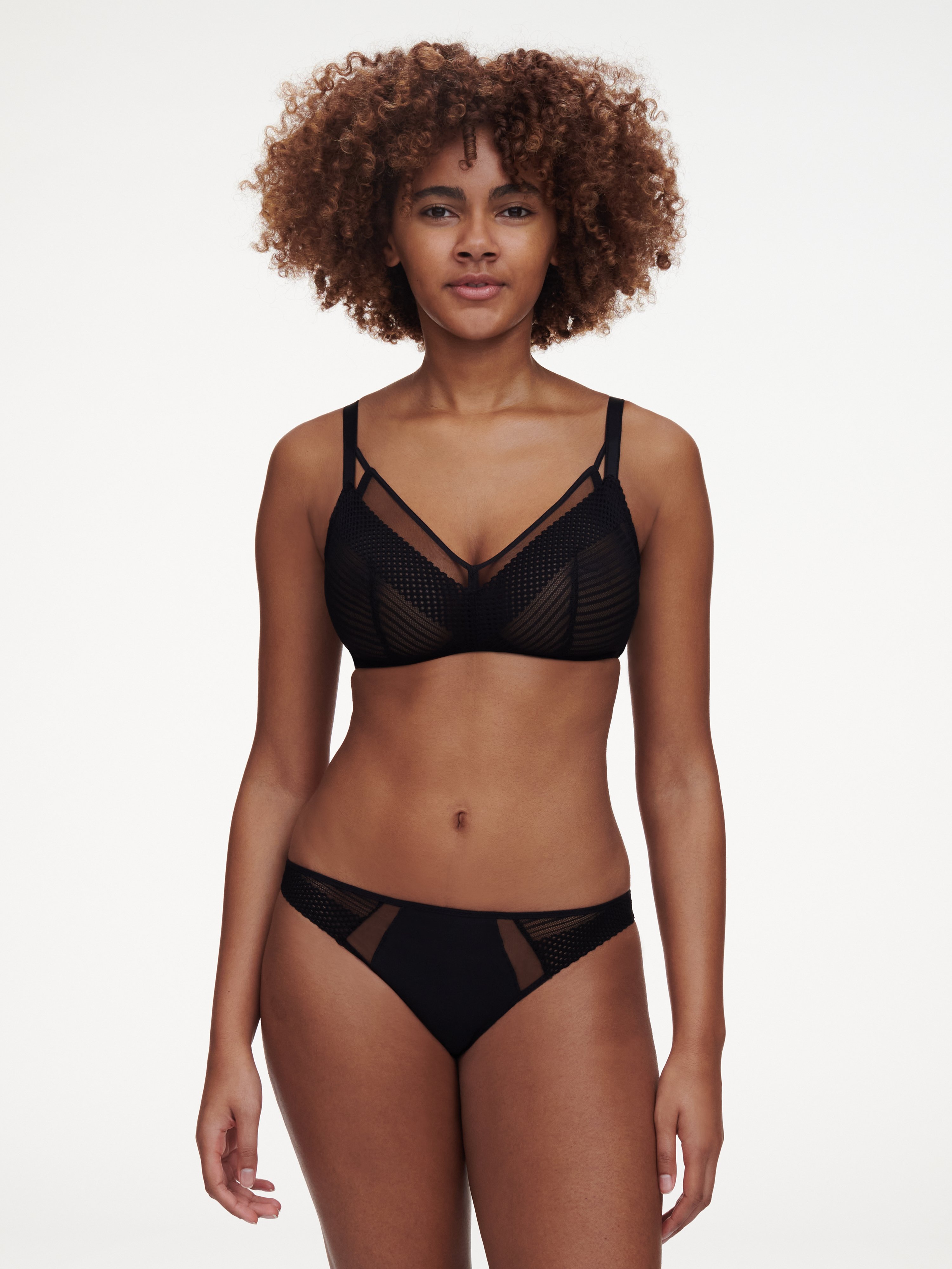 Non-wired support bra with cups CHANTELLE PULP Black