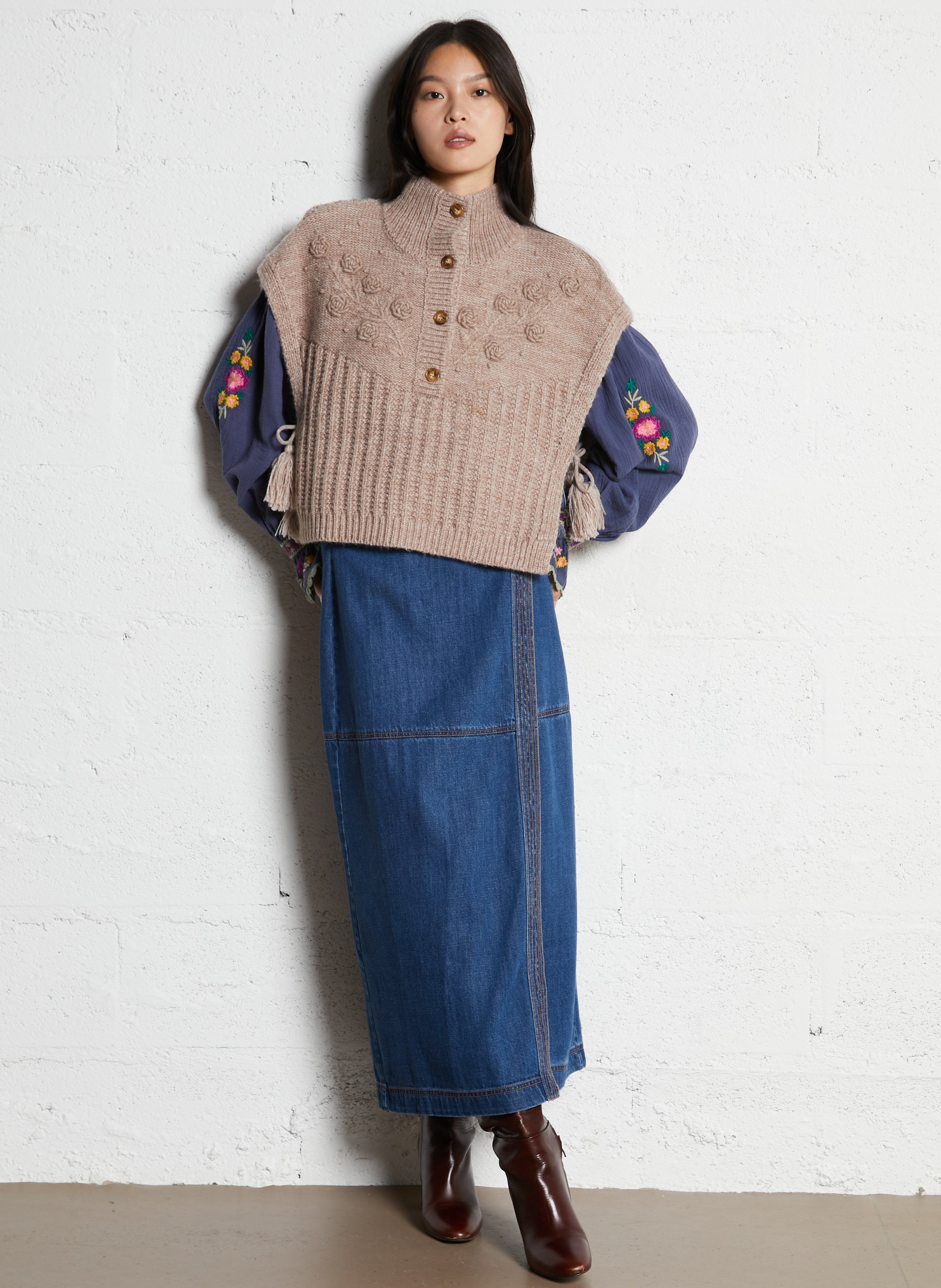 Straight knit poncho LOUISE MISHA Beige