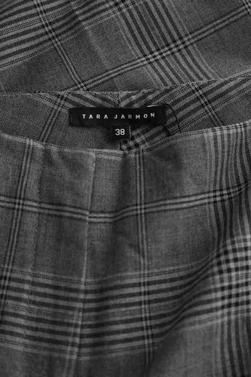 Gray straight-leg pants TARA JARMON - Seconde Main Grey