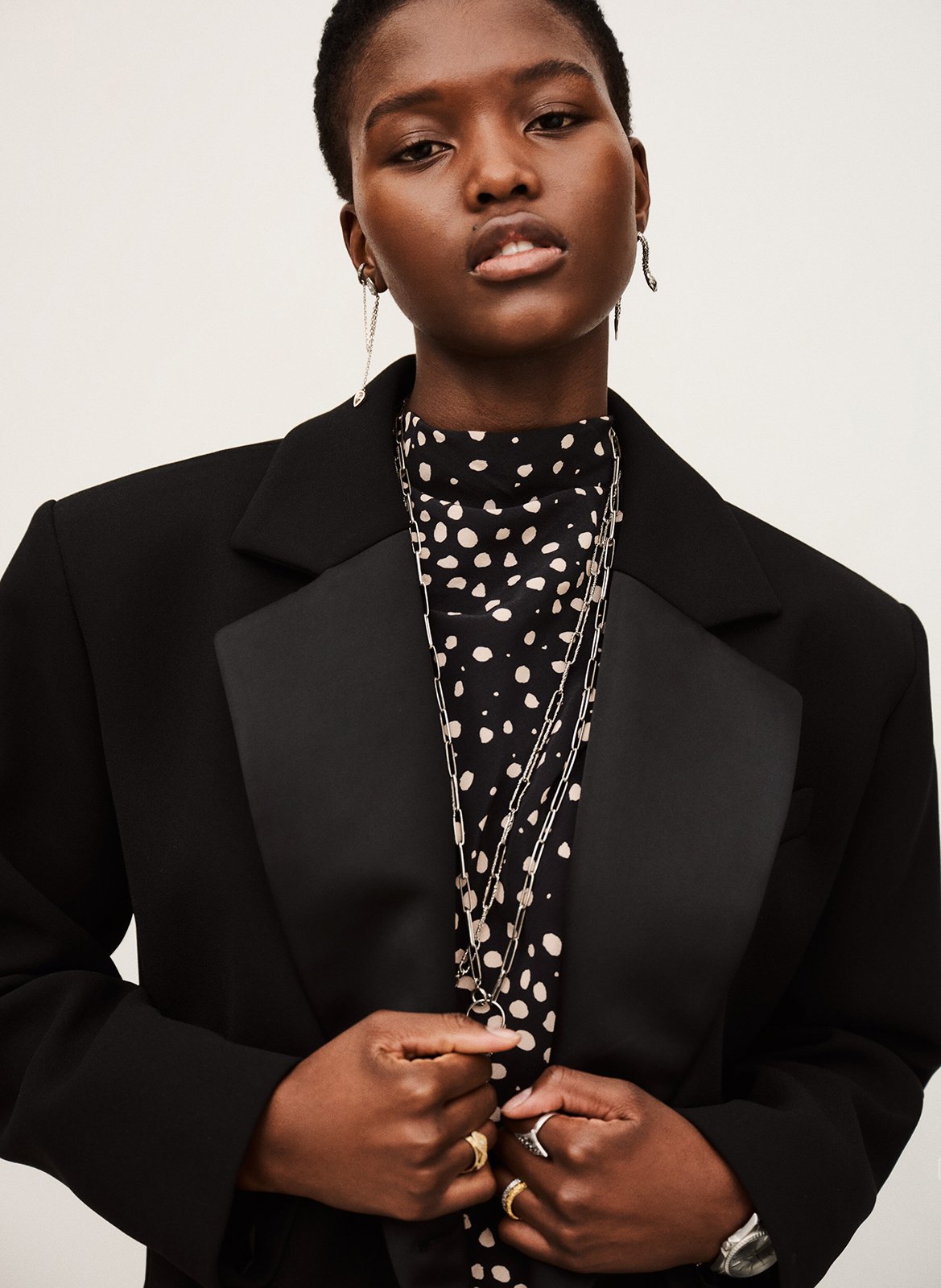 Veste tailleur droite à revers satinés BA&SH Noir