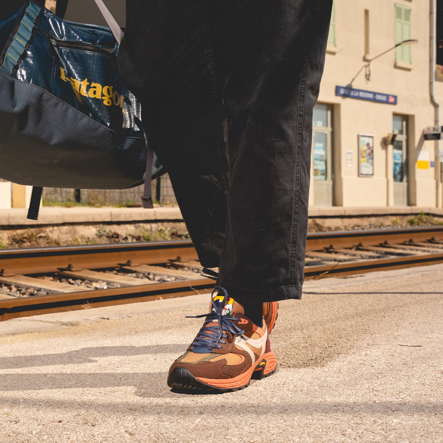 Baskets techniques et durables MEEKO Marron