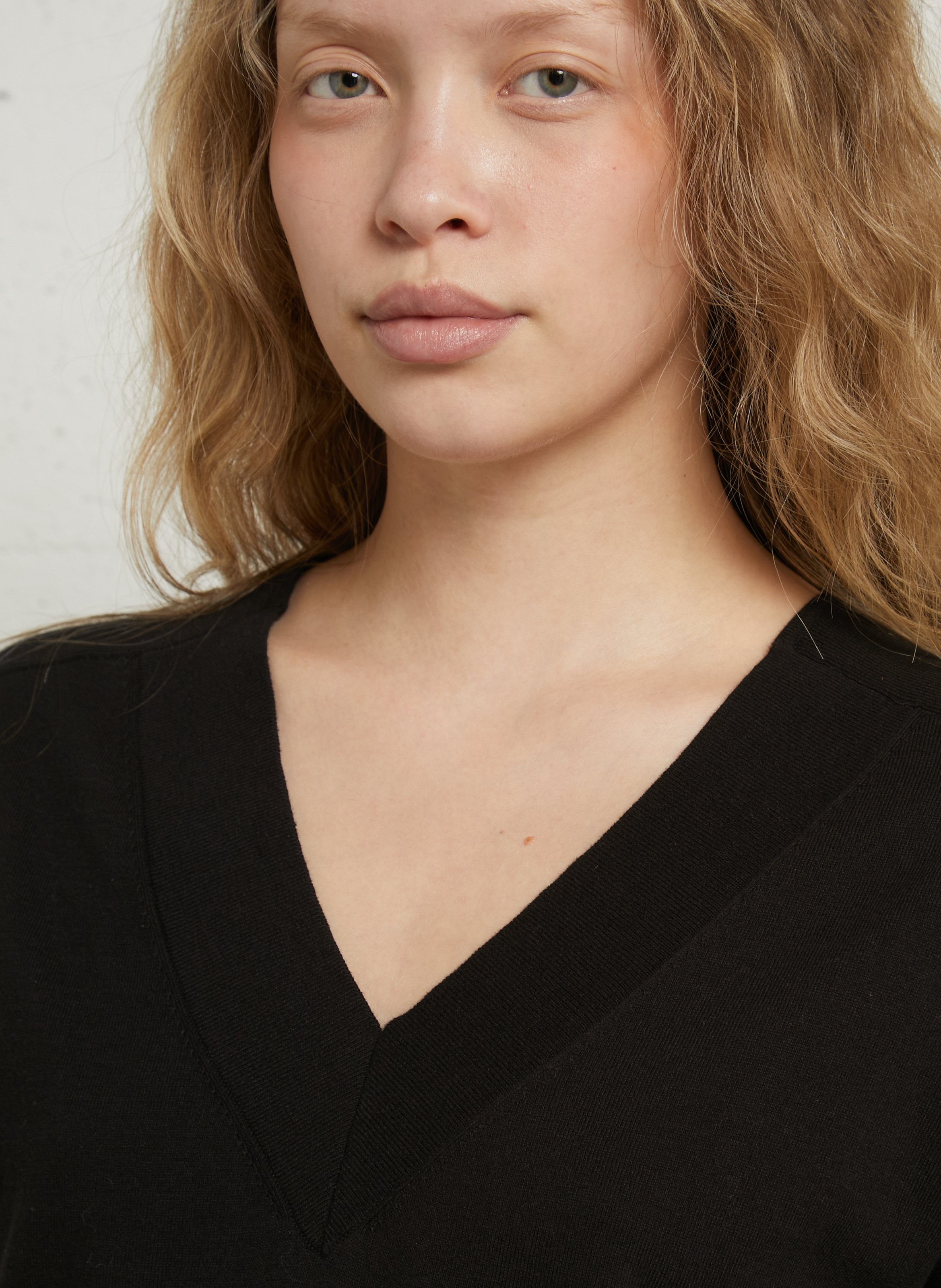 Oversized cotton V-neck top MAISON 123 Black