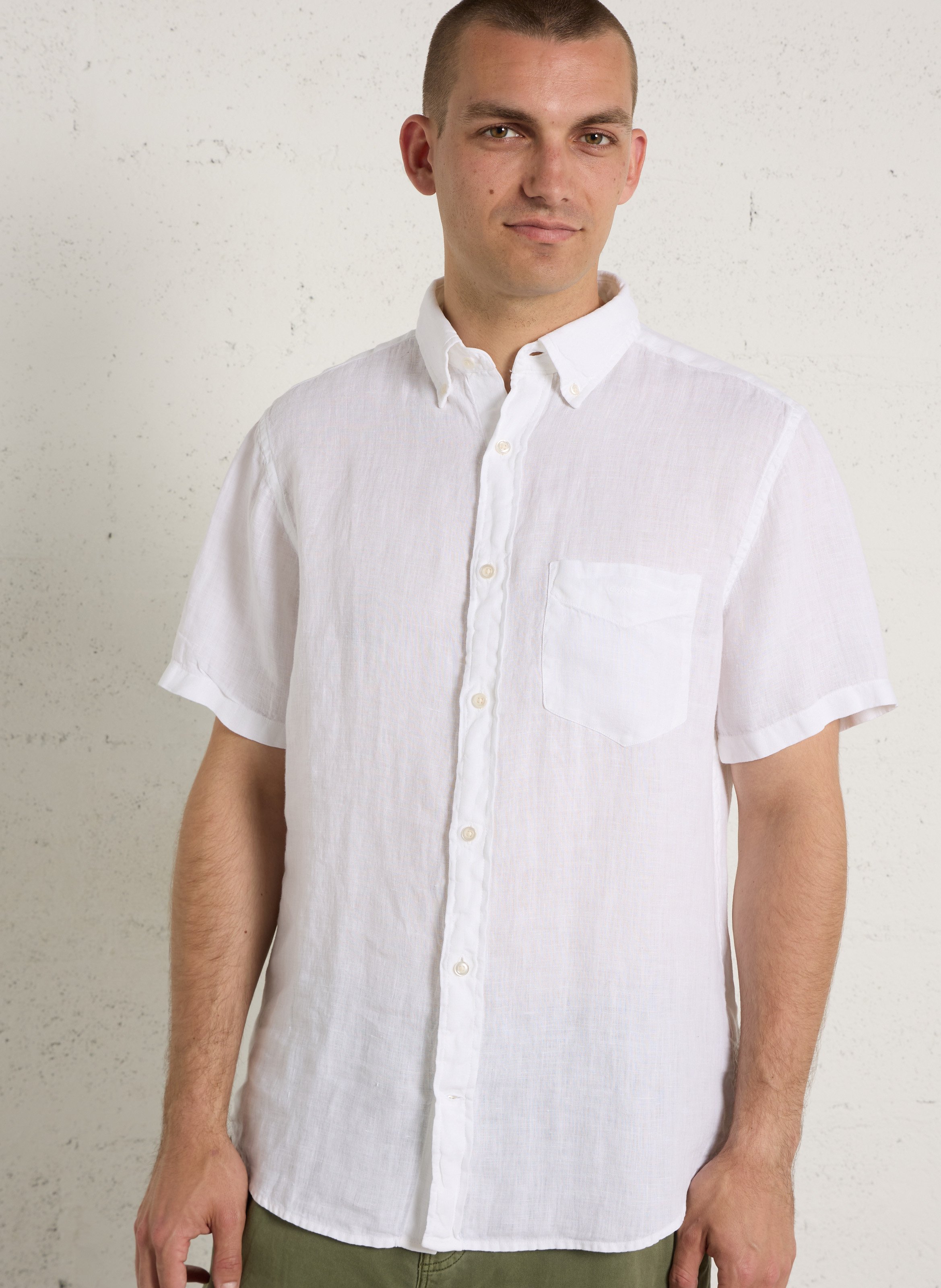 Chemise col classique en lin GANT