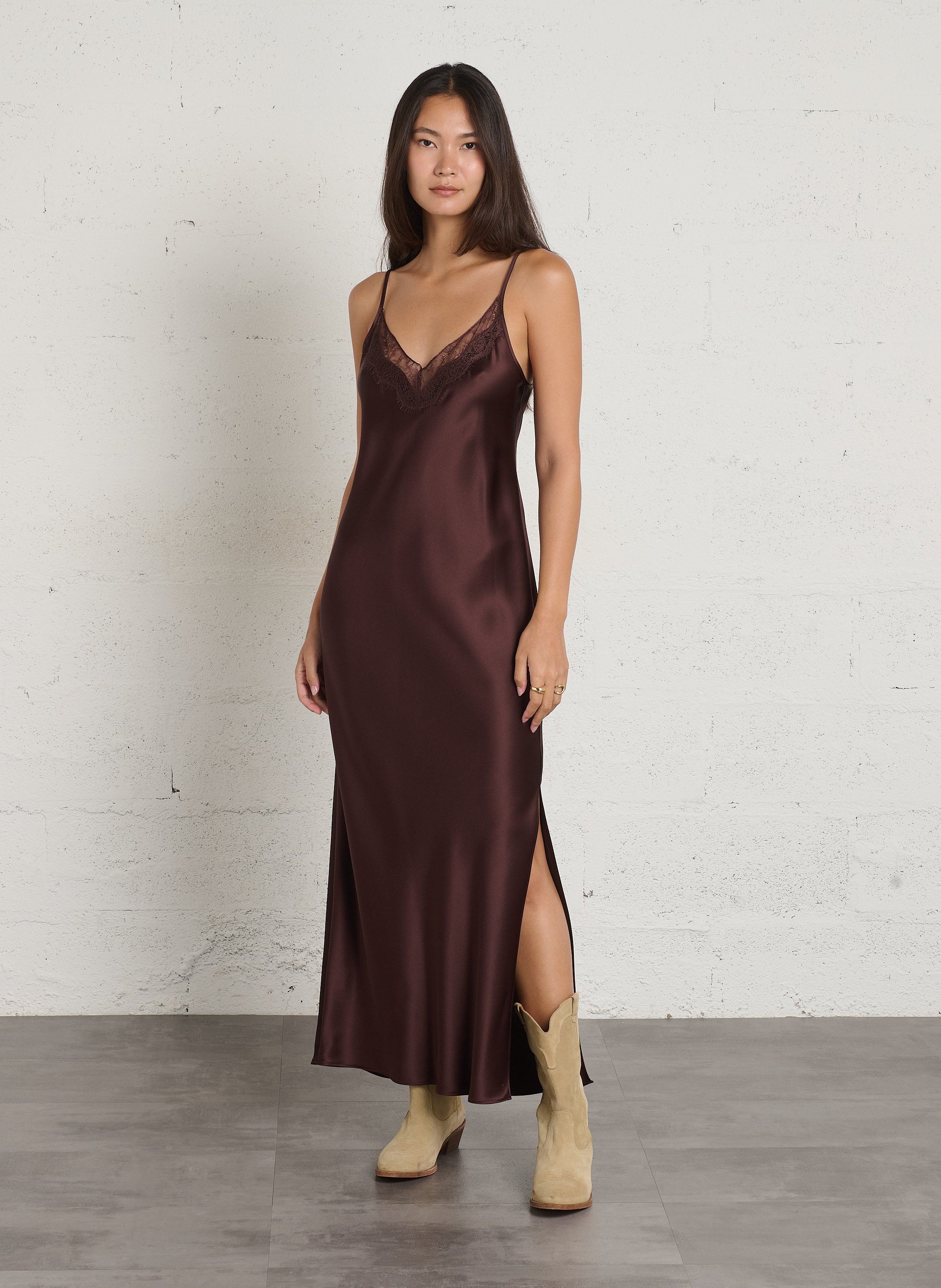Long dress with V-neck in satin effect MAISON 123 Purple