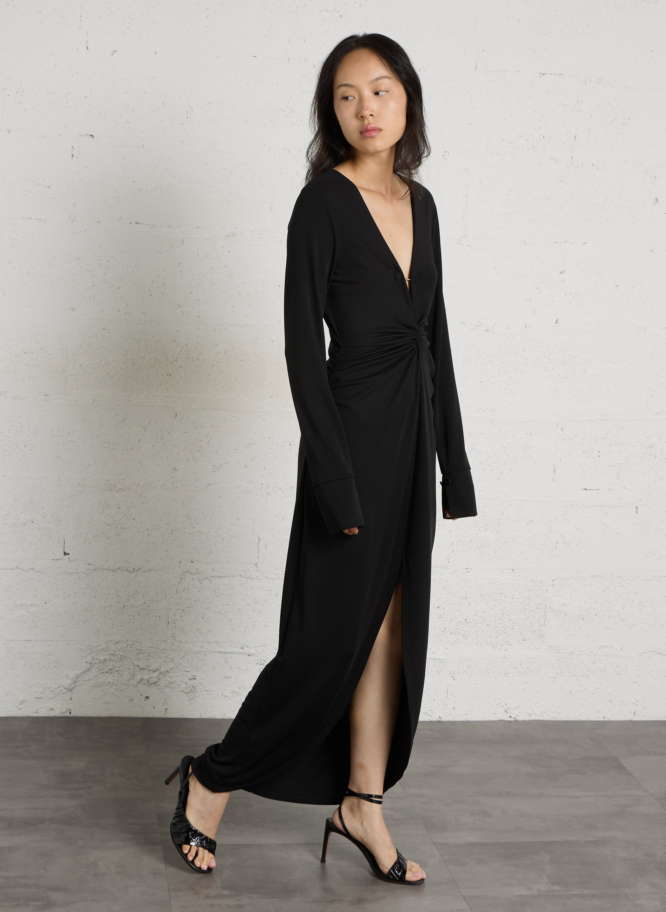 Robe longue décolleté en v IMPERIAL Noir