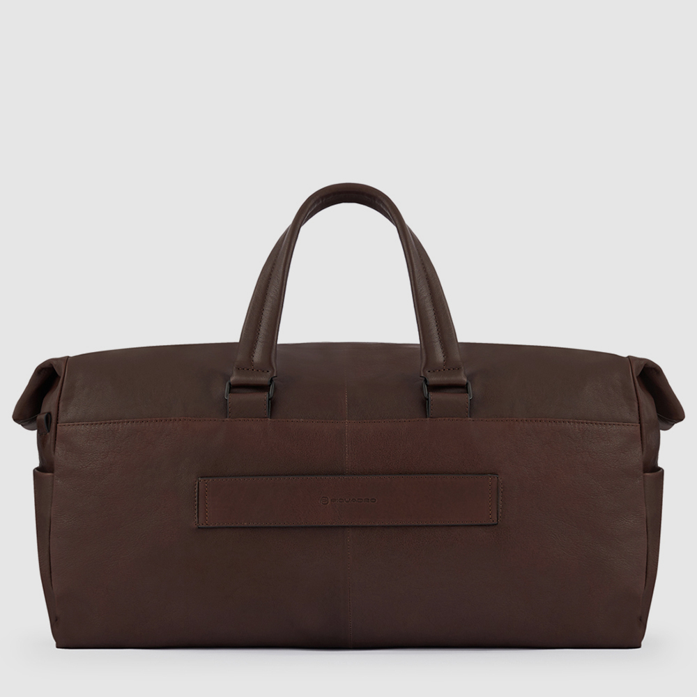 Leather travel bag with trolley strap. PIQUADRO Brown