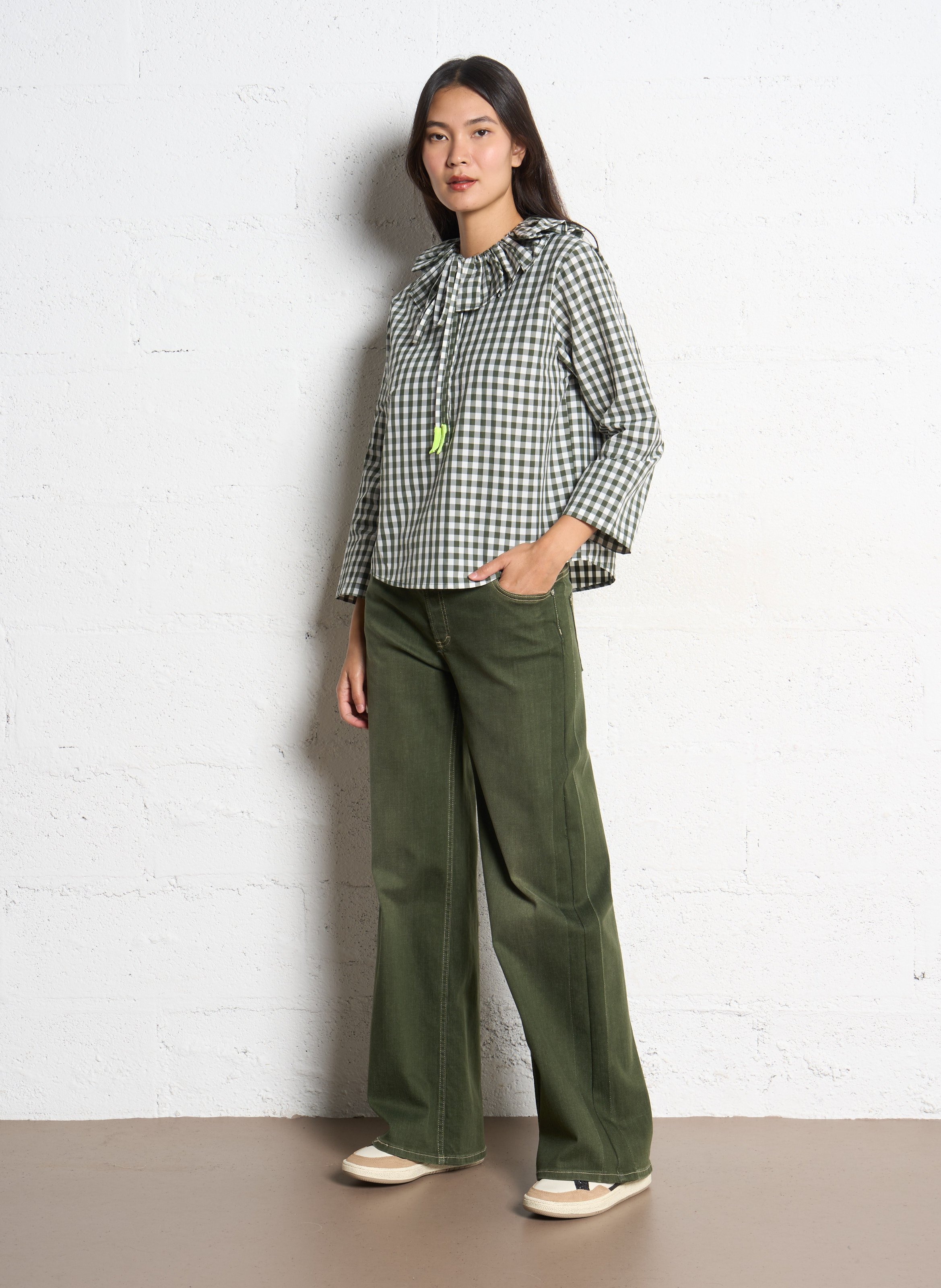 Straight-cut gingham print cotton blouse with Peter Pan collar DR BLOOM Brown