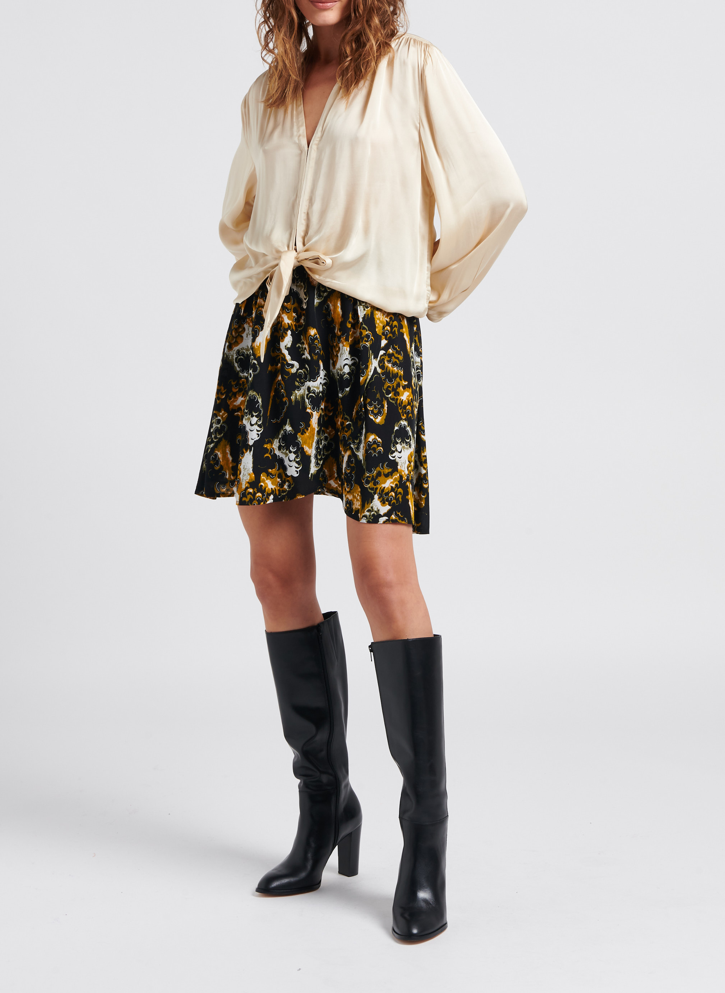 Kurzer Rock mit Print VILA Schwarz