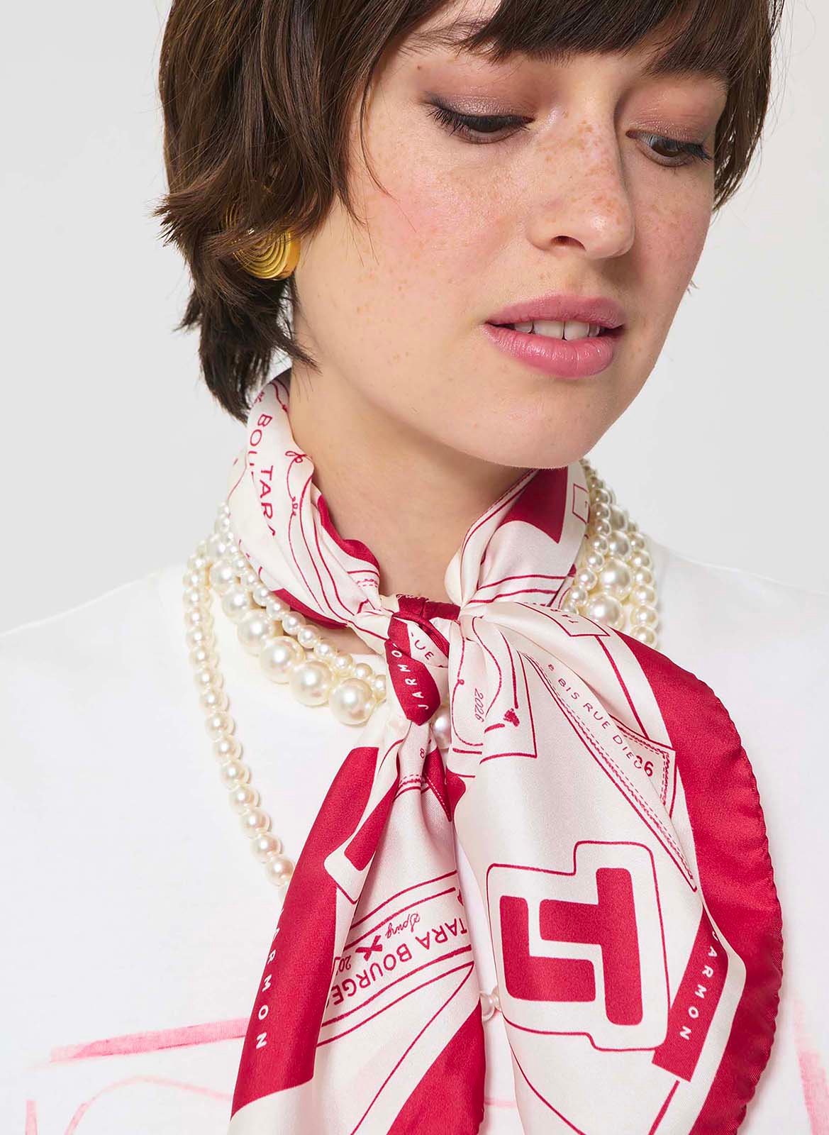 Carré en soie imprimé TARA JARMON Rouge