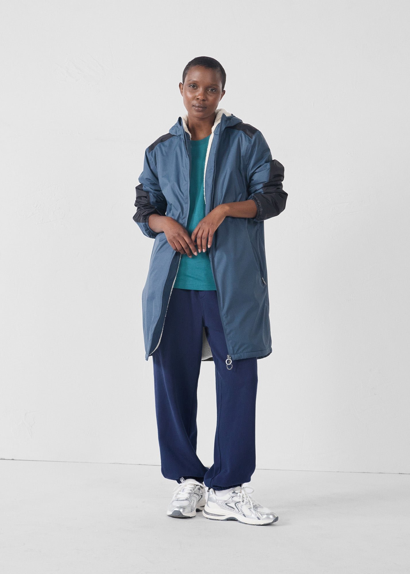 Long bluestone hallin sherpa raincoat JOTT Blue