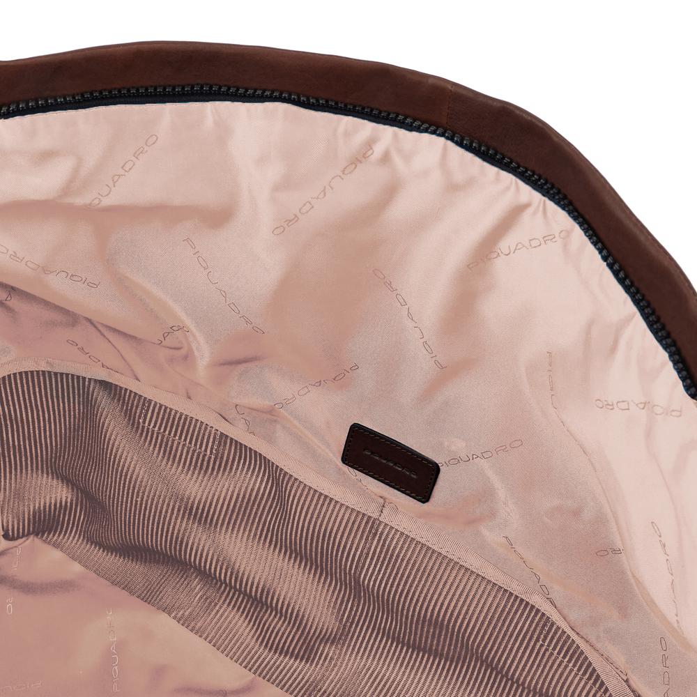 Leather travel bag with trolley strap. PIQUADRO Brown
