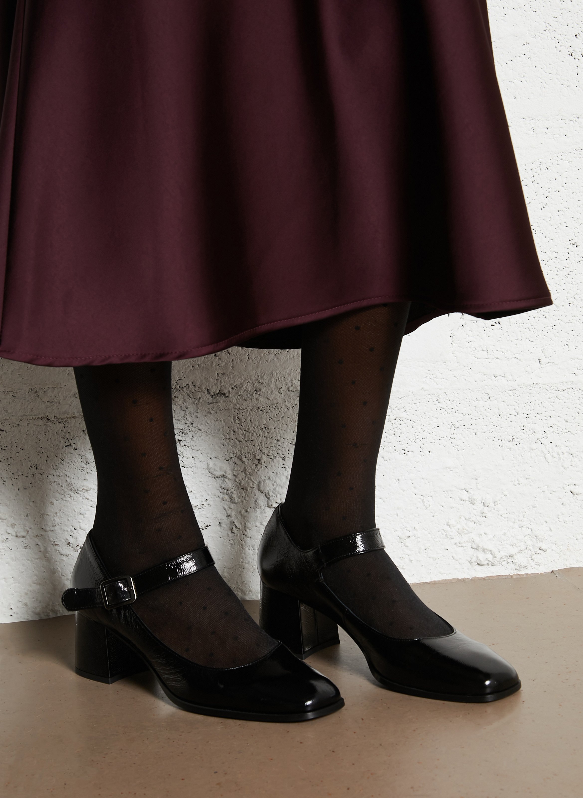 Babies en cuir verni froissé REQINS Noir