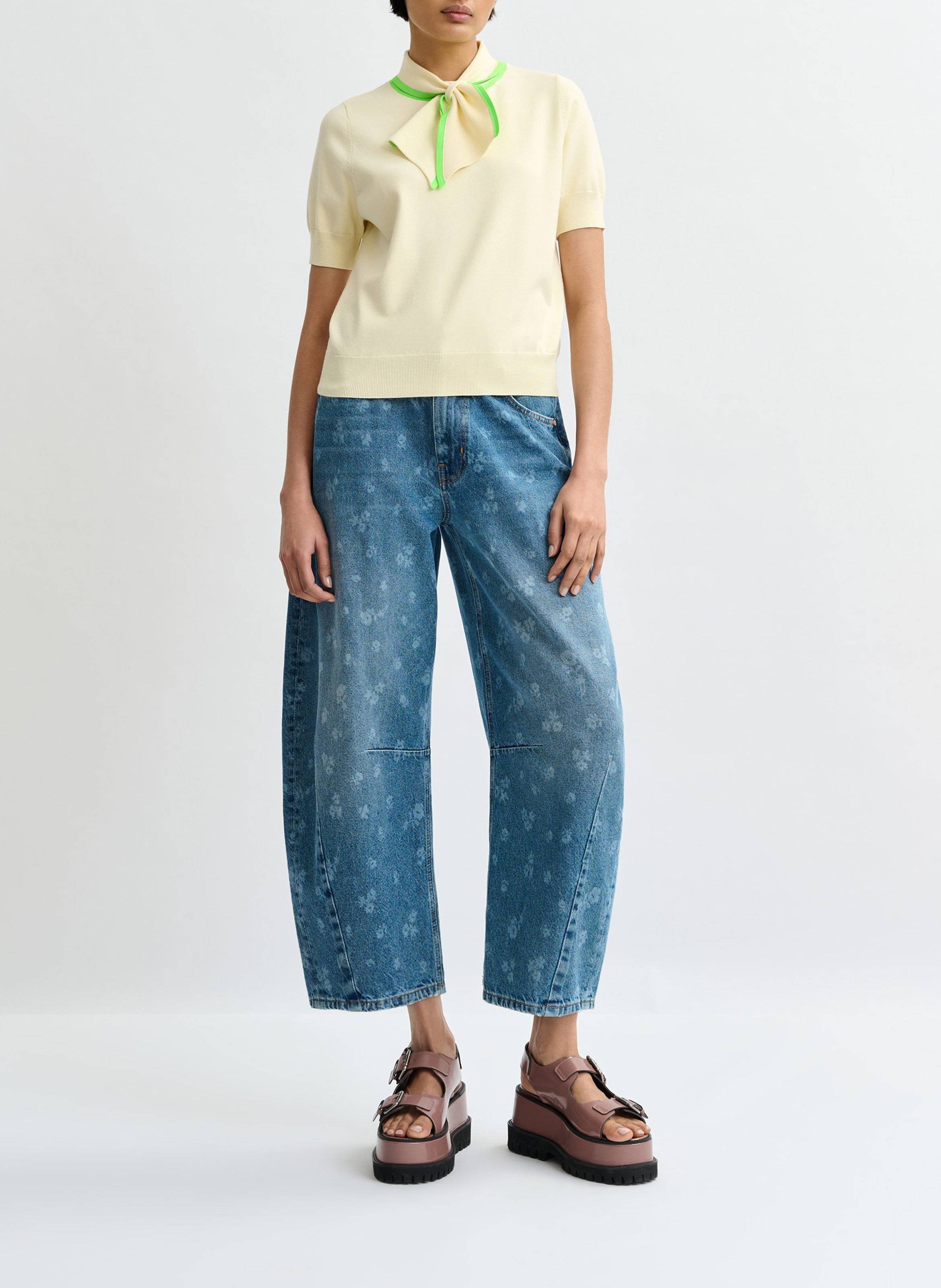 Polo with Knotted Collar ESSENTIEL ANTWERP White