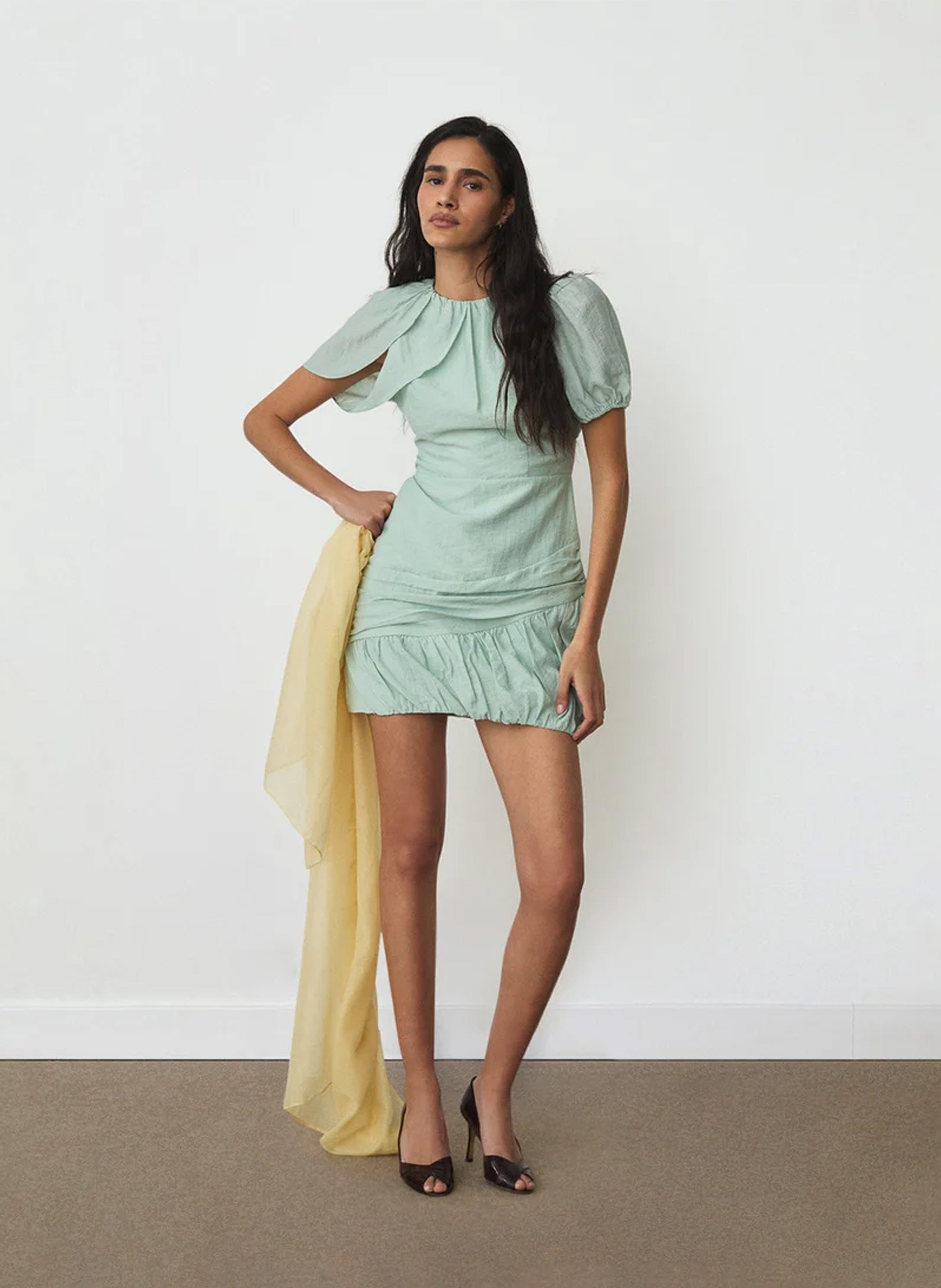 Kurzes Baumwollkleid mit Rundhalsausschnitt. LAAGAM Blau